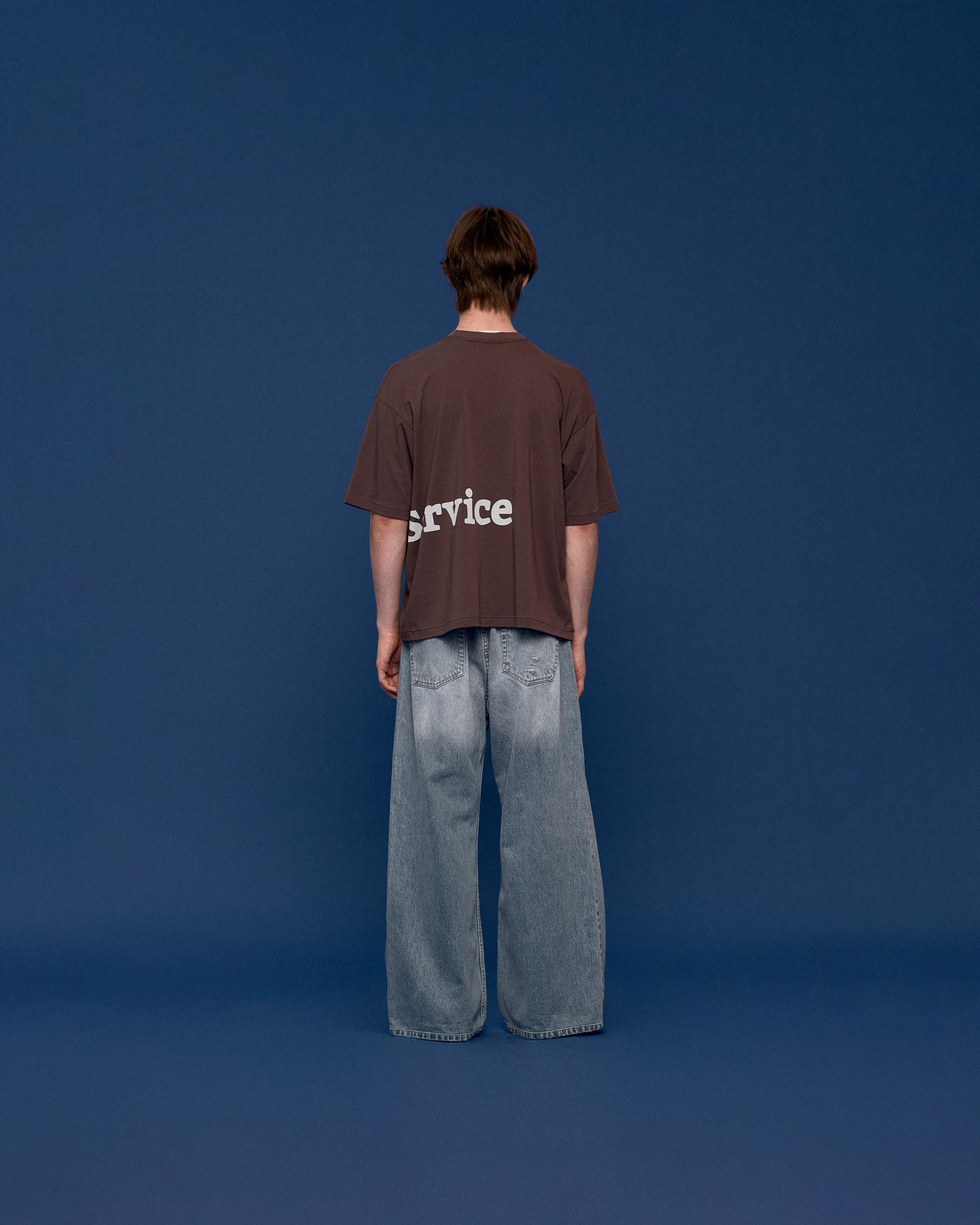 TEE C LOGO (BROWN)