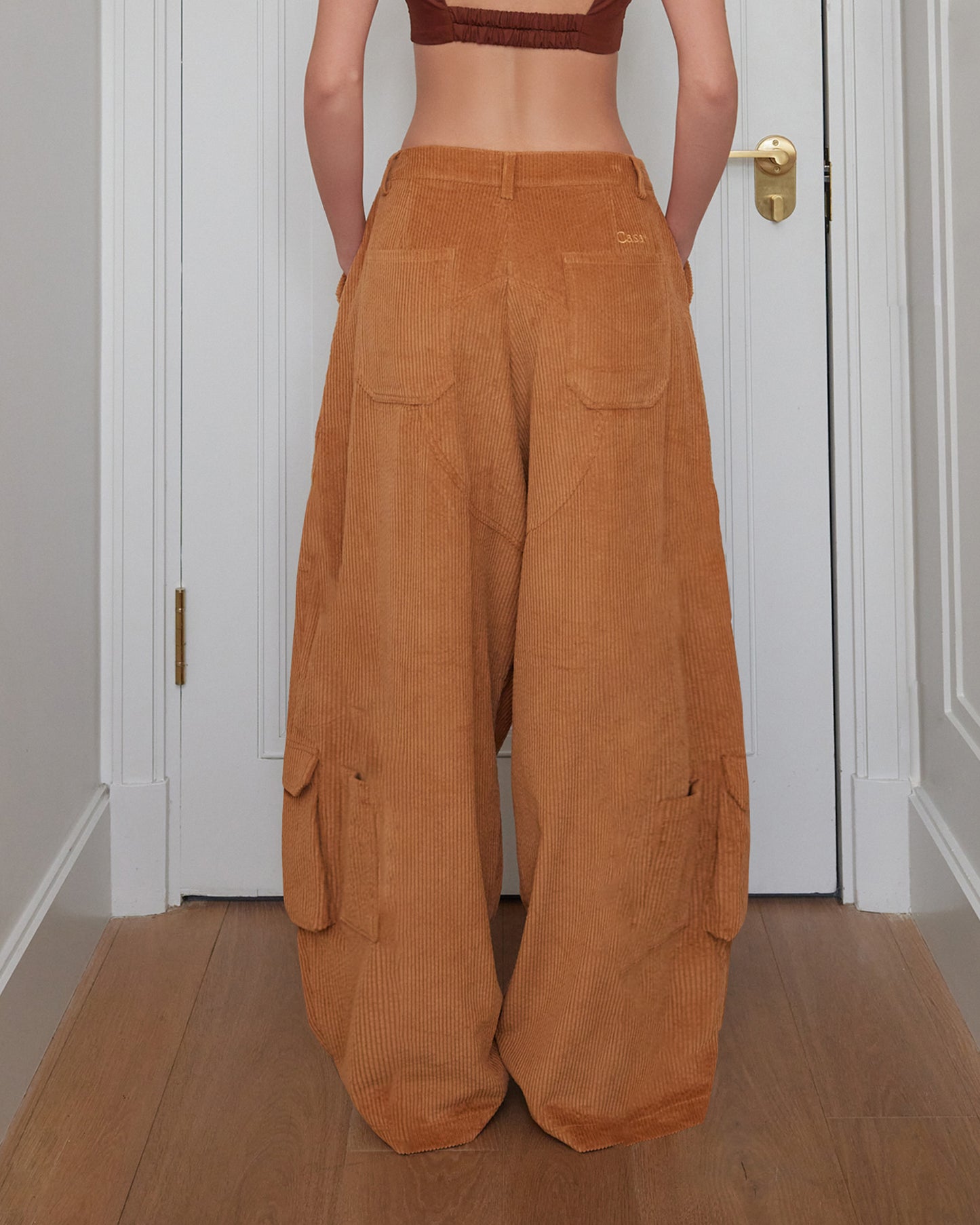 CORDUROY BALLOON PANTS (BROWN)