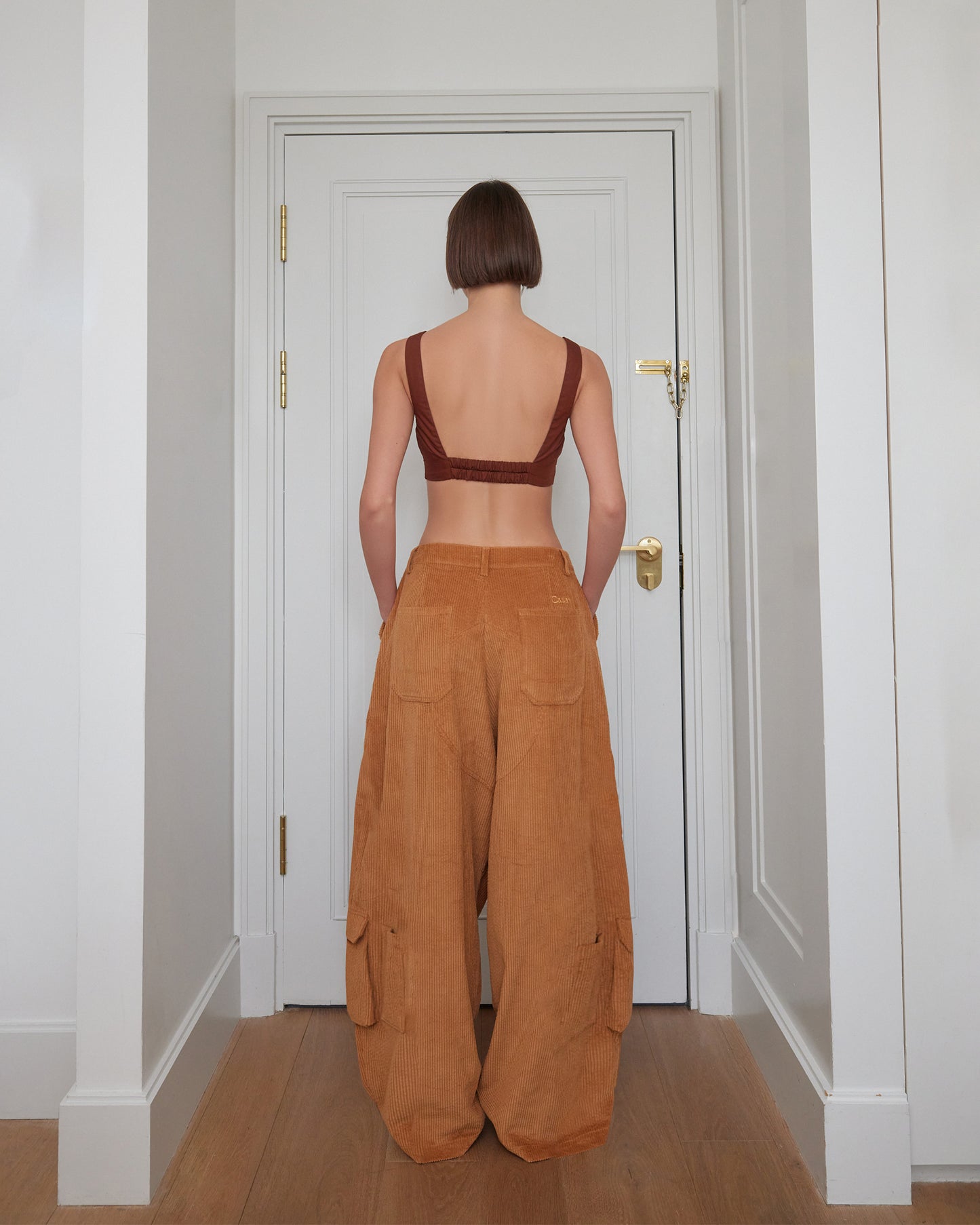 CORDUROY BALLOON PANTS (BROWN)