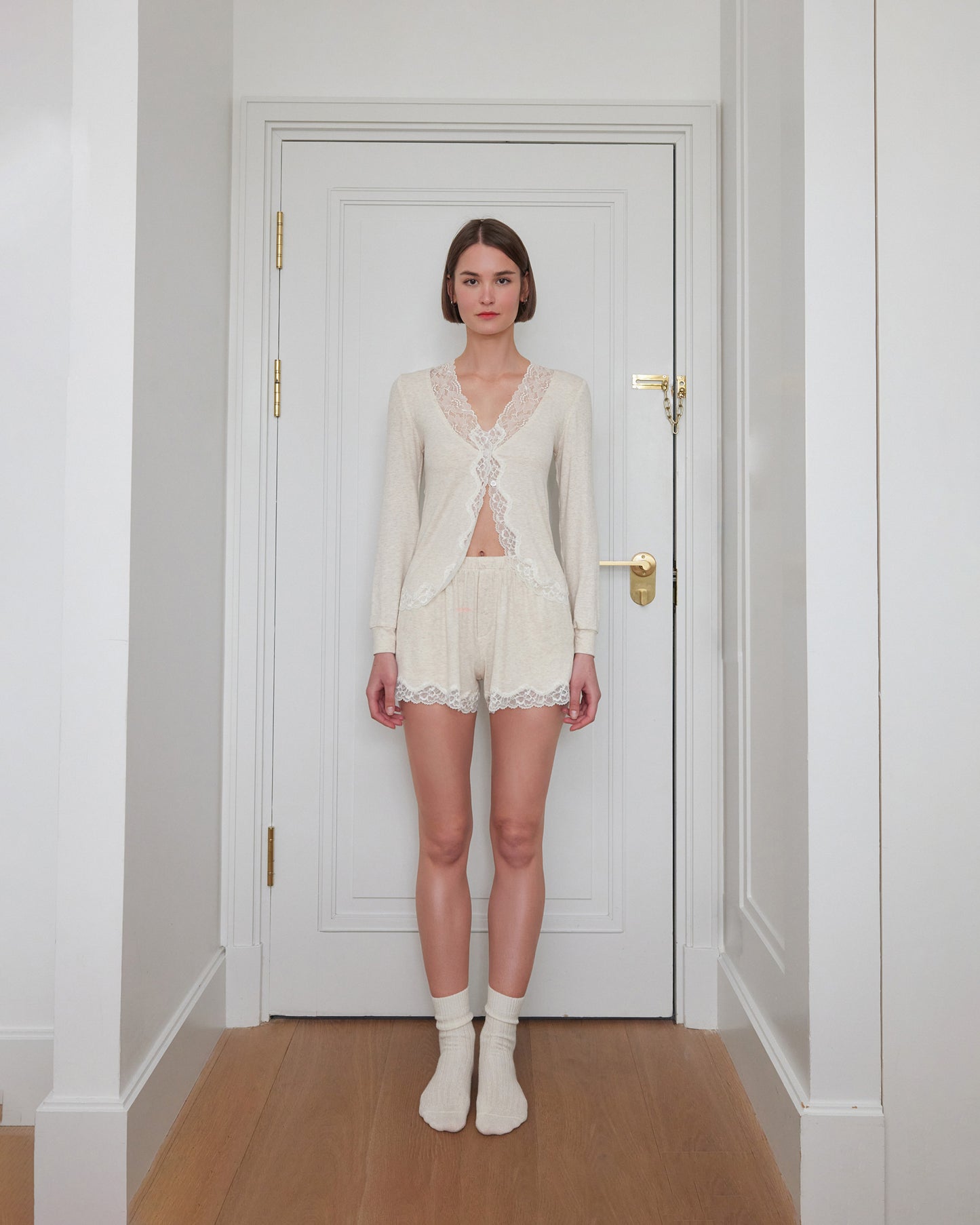 RIBBED SHORTS (CREAM)
