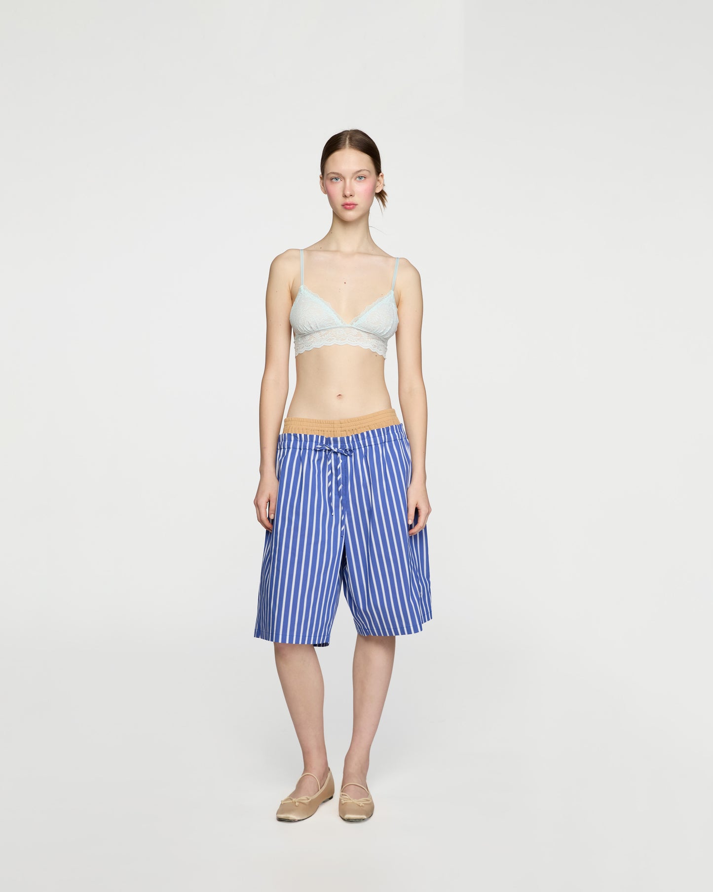BLUE RIBBED WAISTED BERMUDA SHORTS