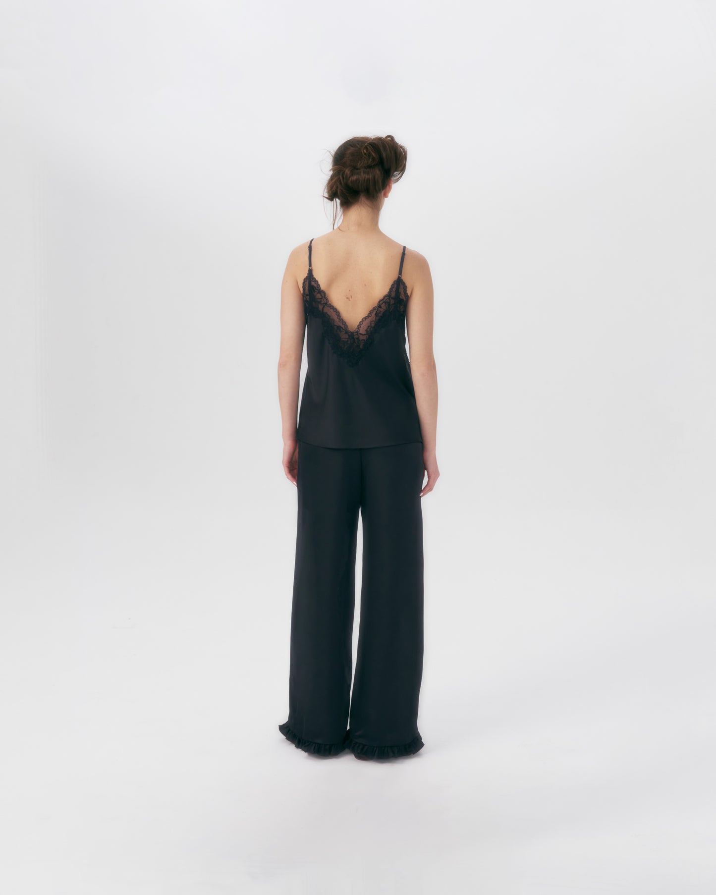 C LACE TRIMMED SATIN CAMISOLE (BLACK)