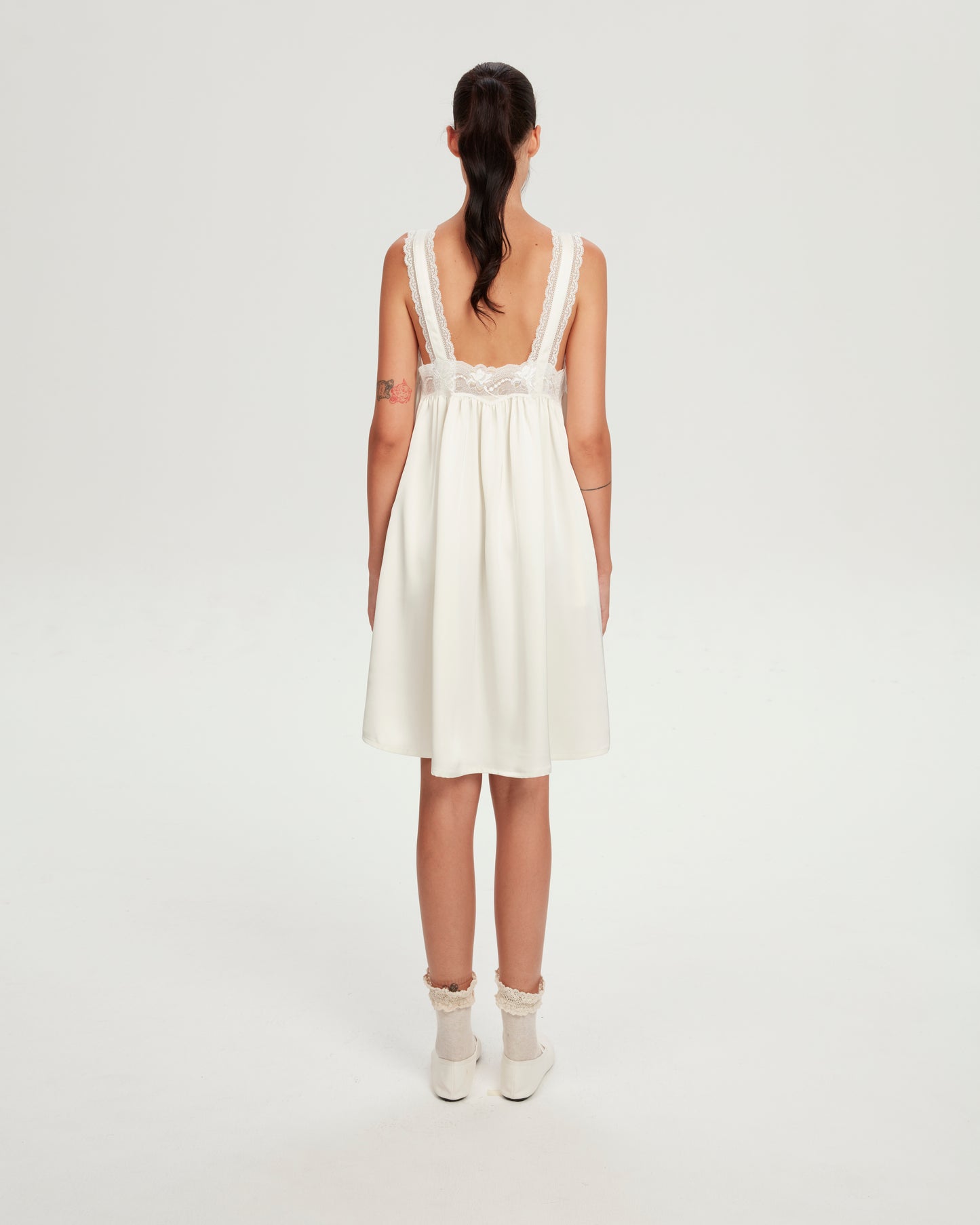 SHORT SLIP DRESS (OFF WHITE)
