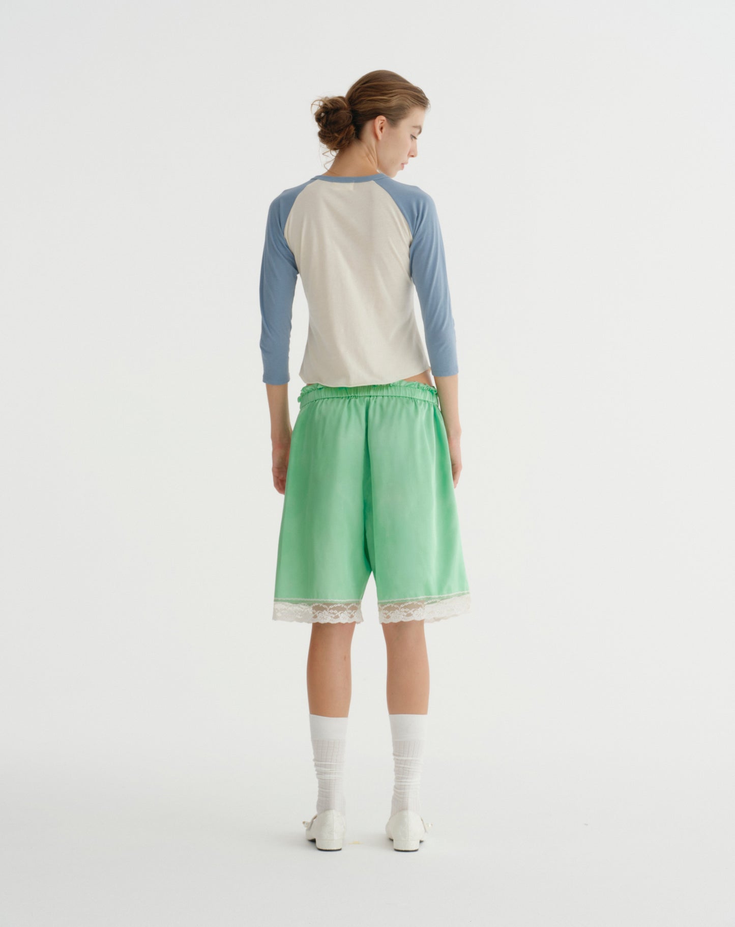 SATIN BERMUDA SHORTS (GREEN)