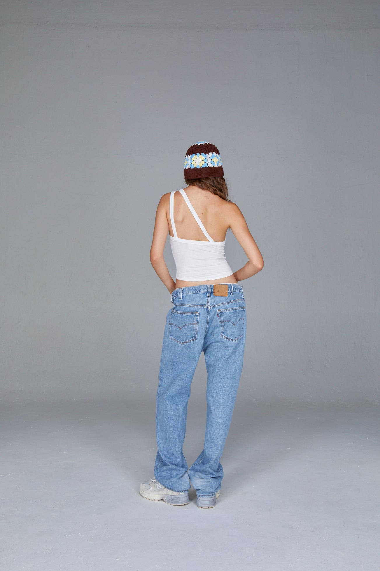 ONE SHOULDER TOP (RIBBED)