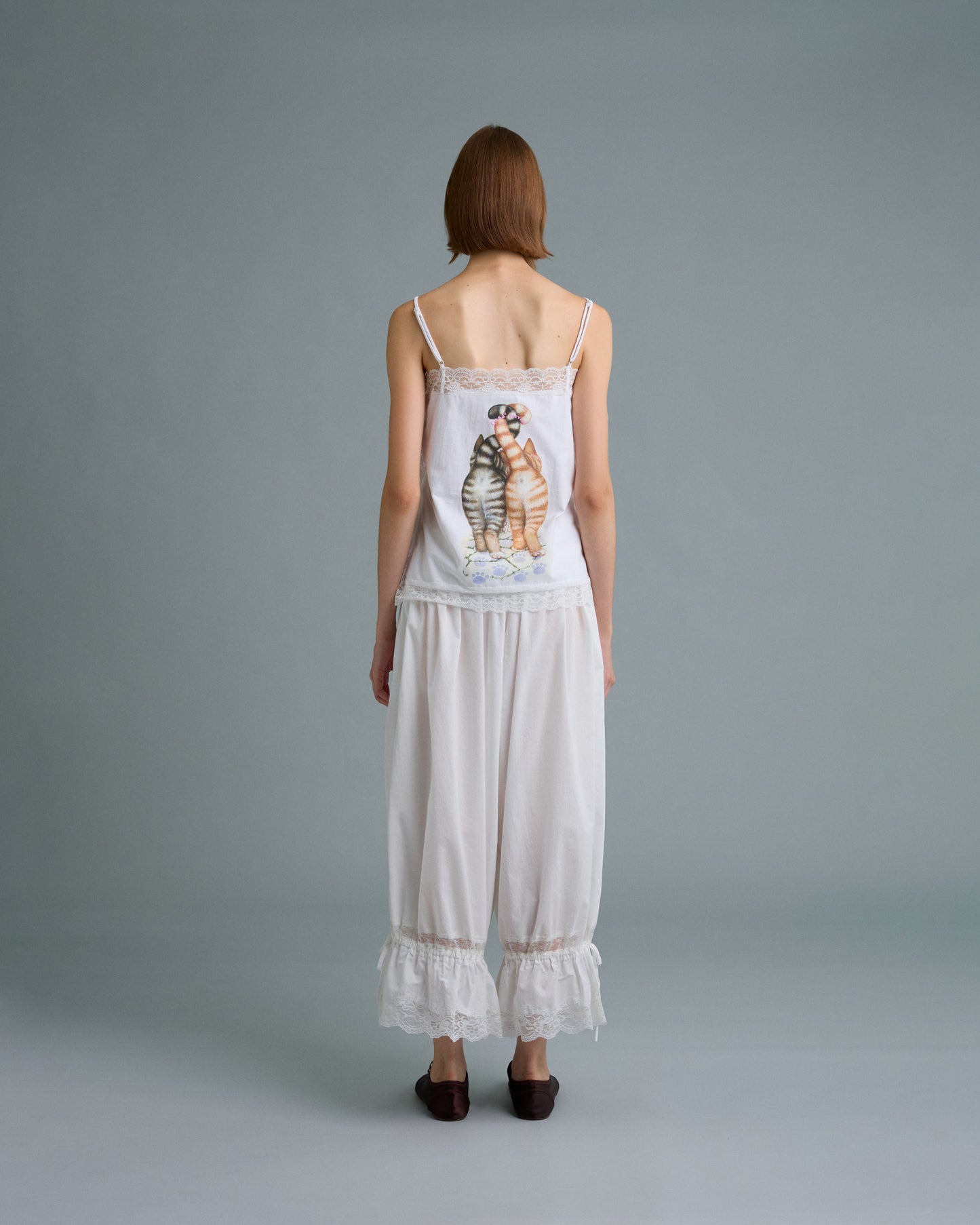 AIRY LACE HEM PANTS