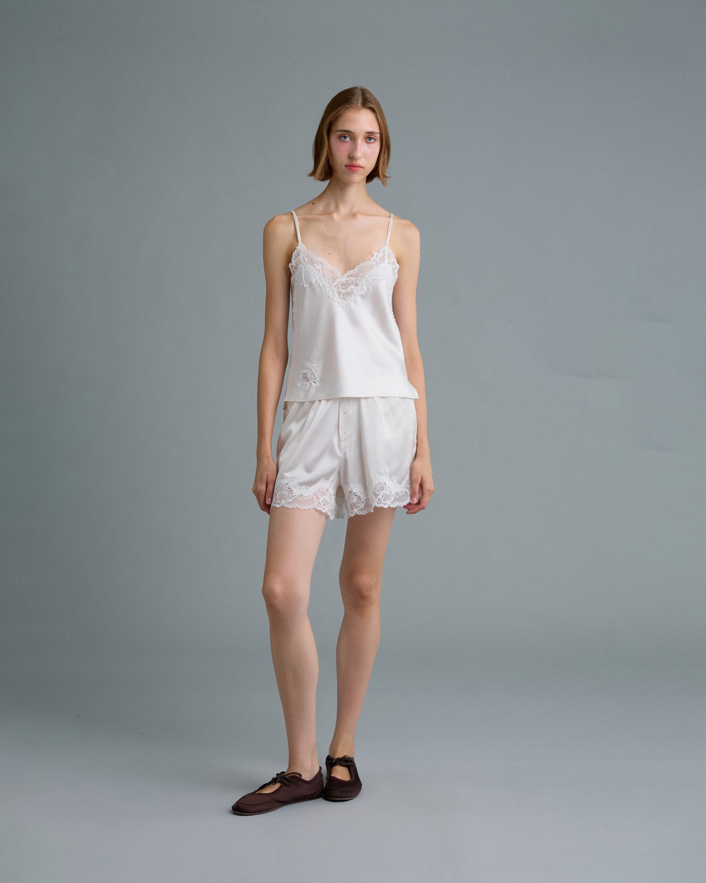C LACE TRIMMED SATIN SHORTS (OFF WHITE)
