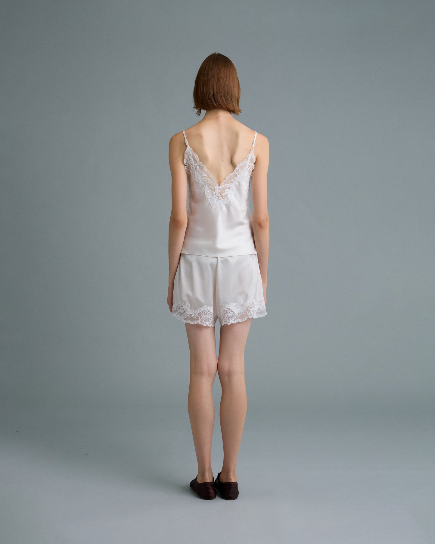 C LACE TRIMMED SATIN SHORTS (OFF WHITE)