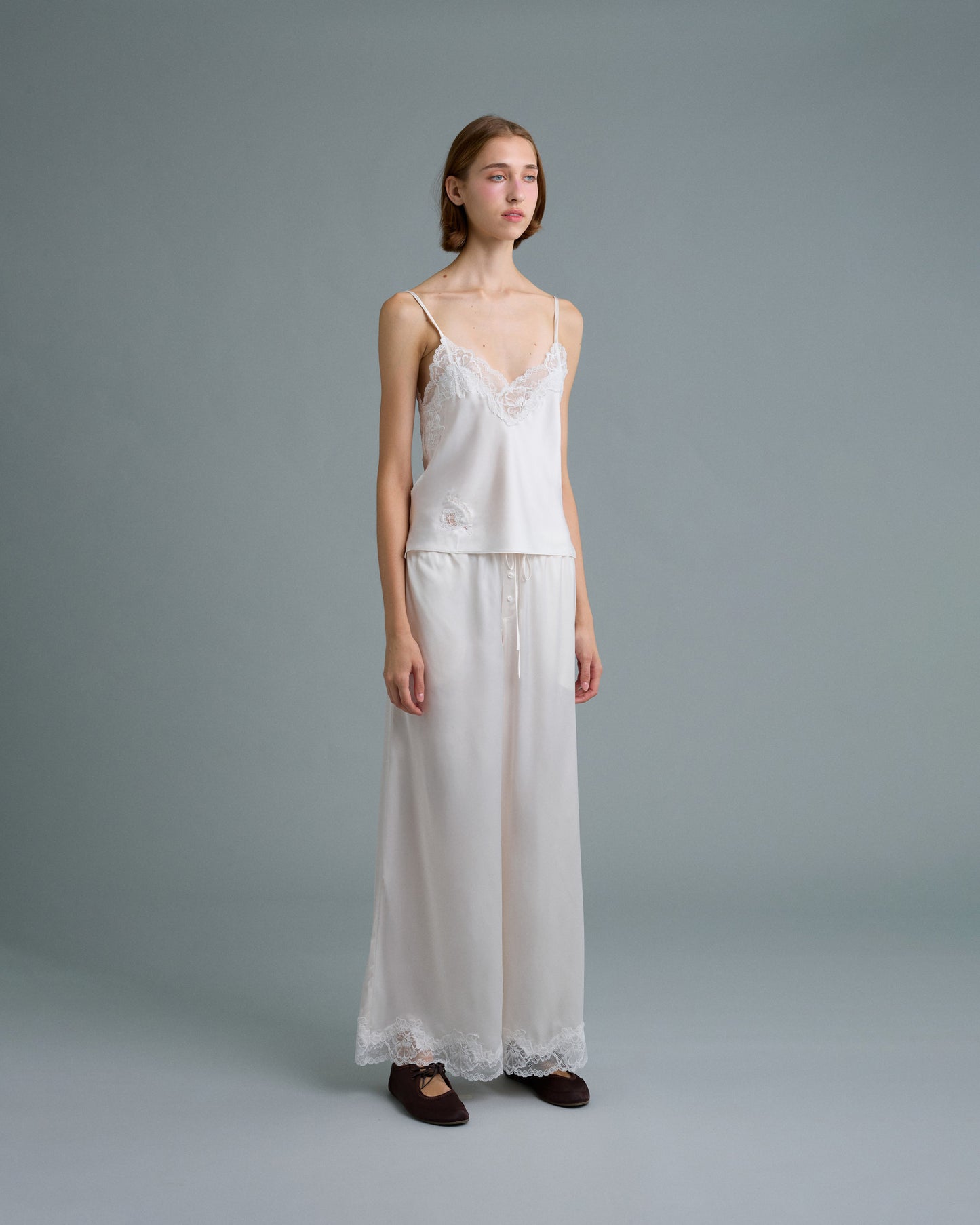 C LACE TRIMMED SATIN PANTS (OFF WHITE)