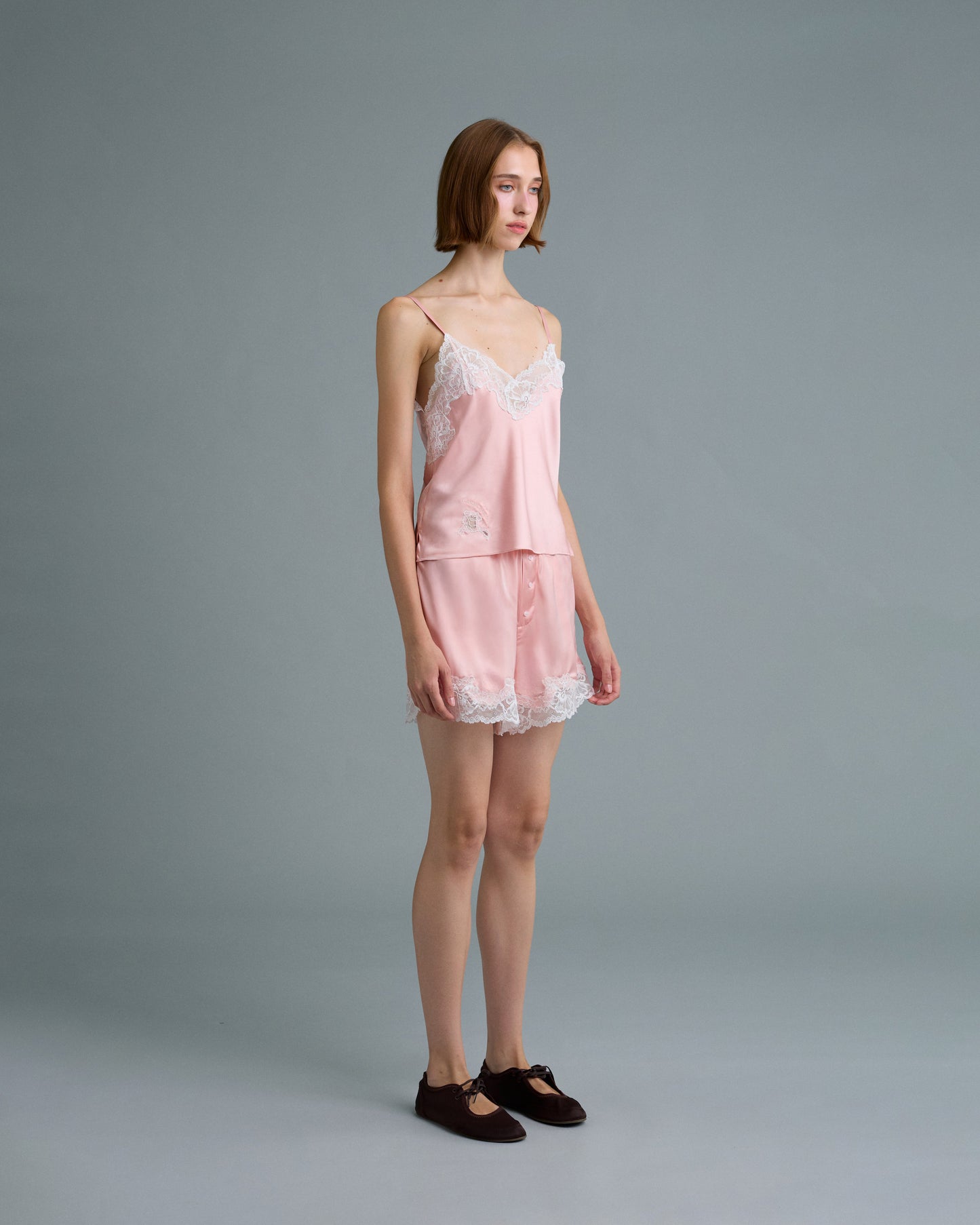 C LACE TRIMMED SATIN SHORTS (PEACH)