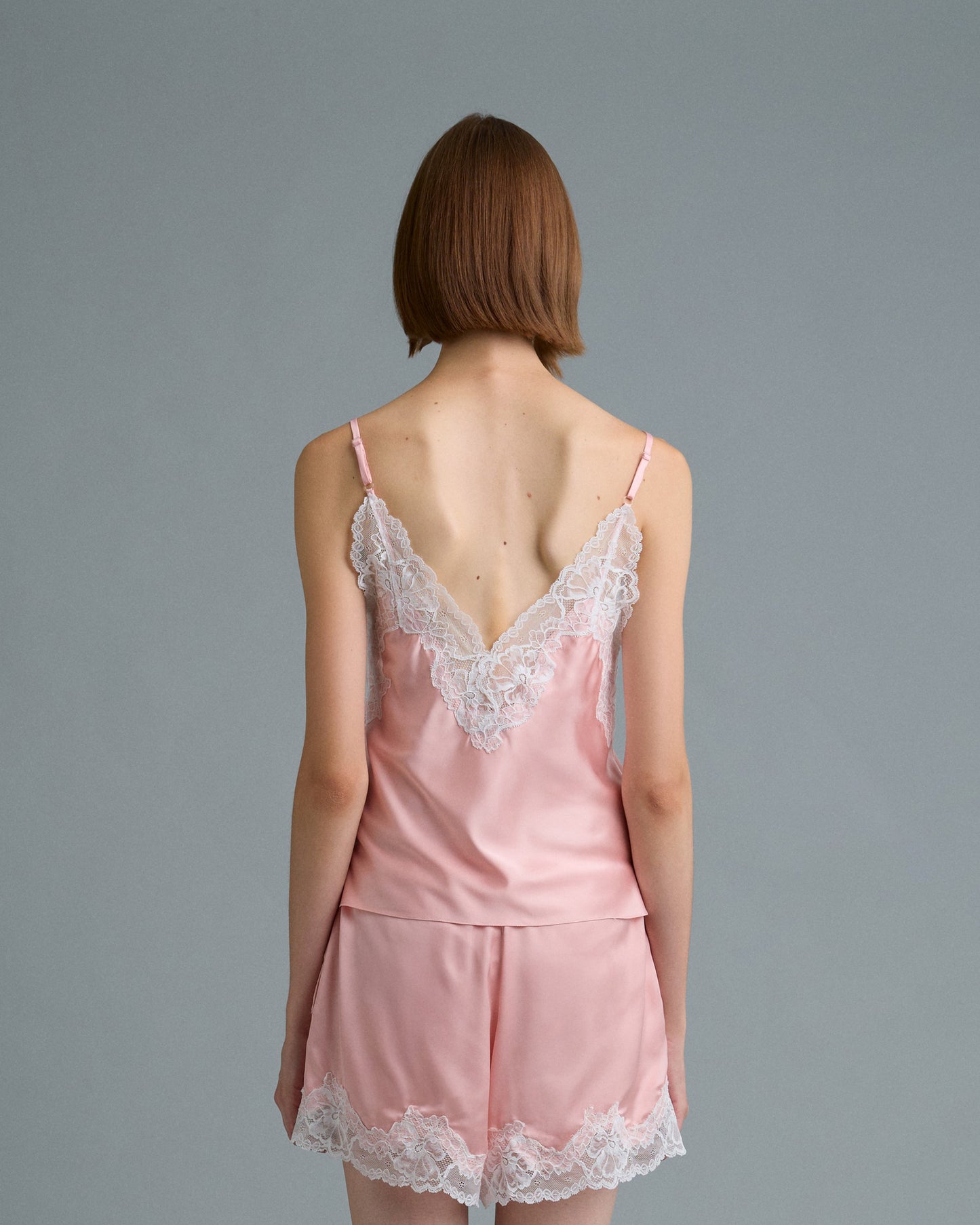 C LACE TRIMMED SATIN CAMISOLE (PEACH)