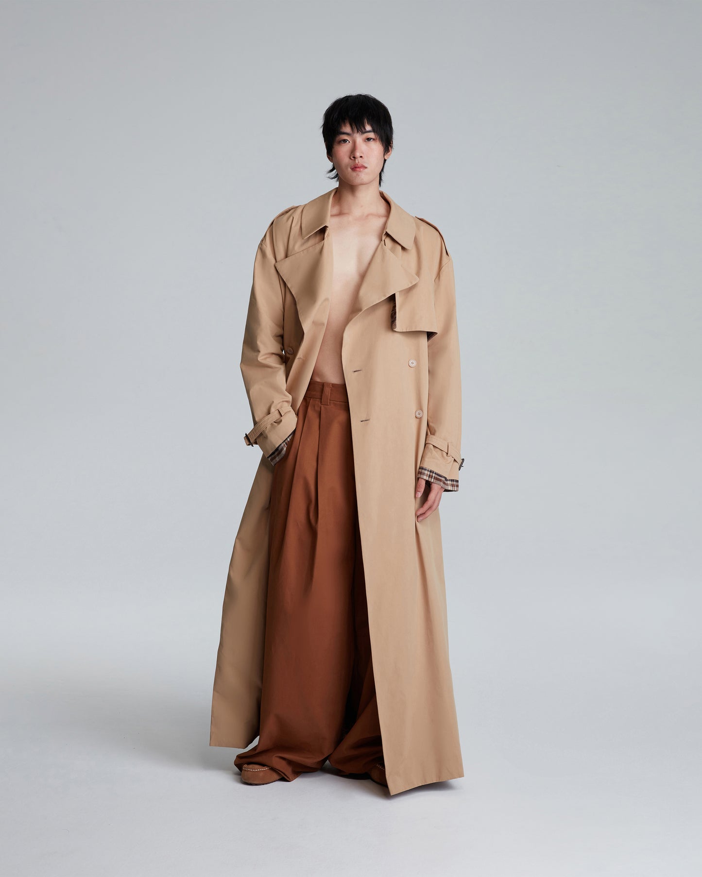 TRENCH COAT