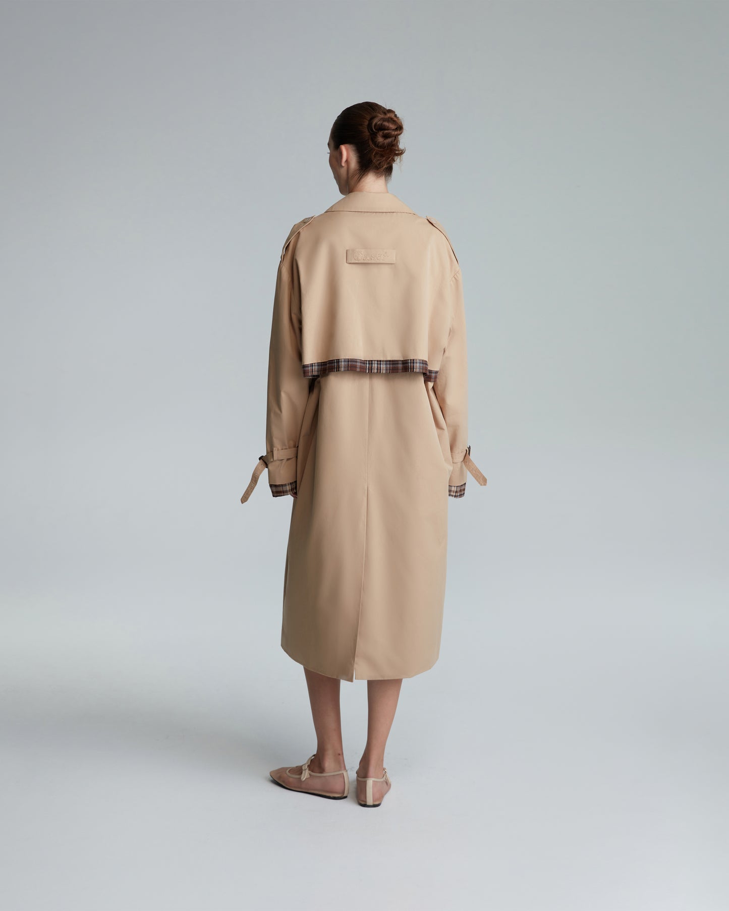 TRENCH COAT