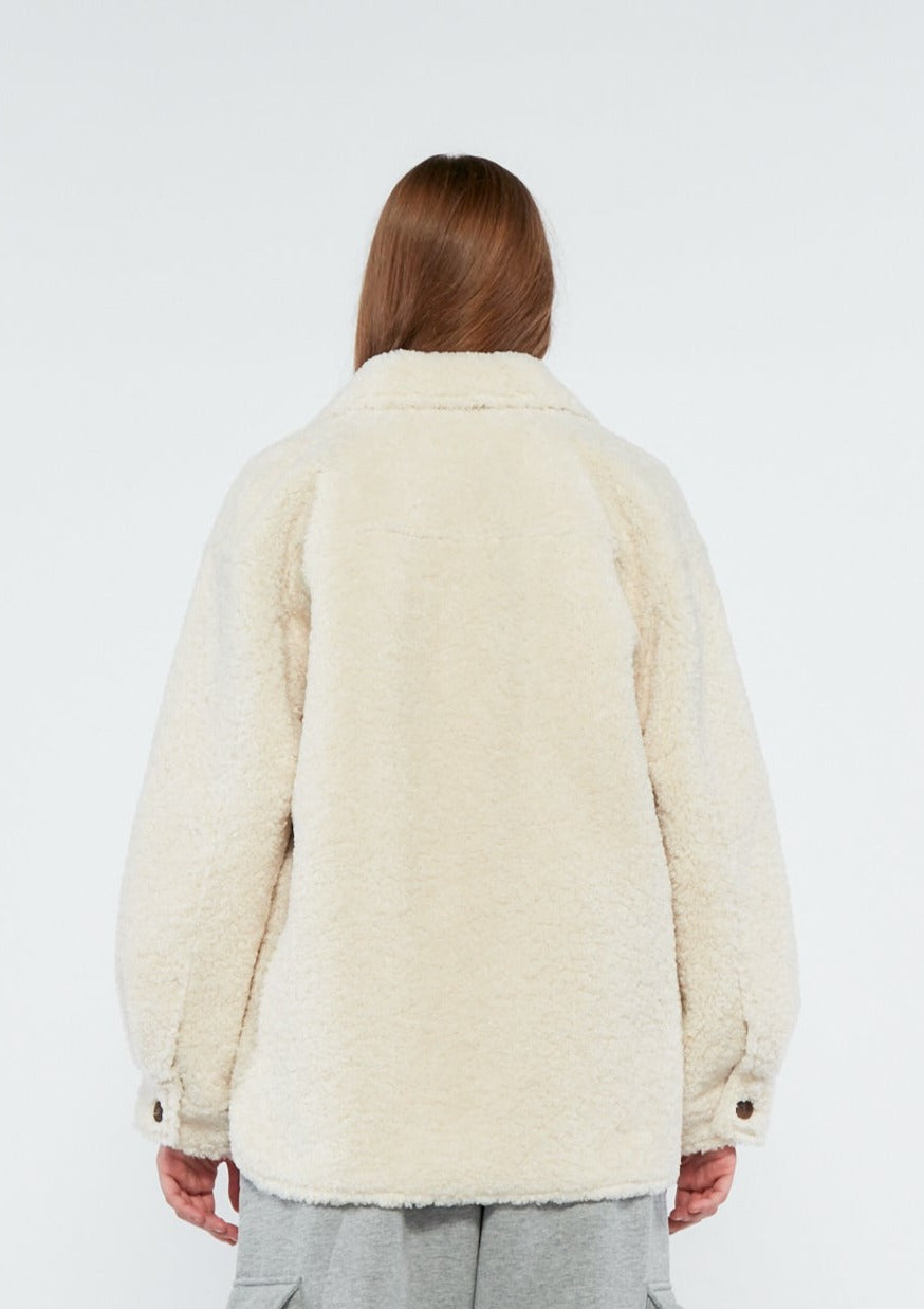 FLUFFY JACKET