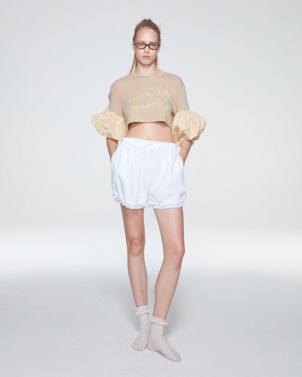 PUFFED SLEEVES CROPPED TOP (KHAKI)