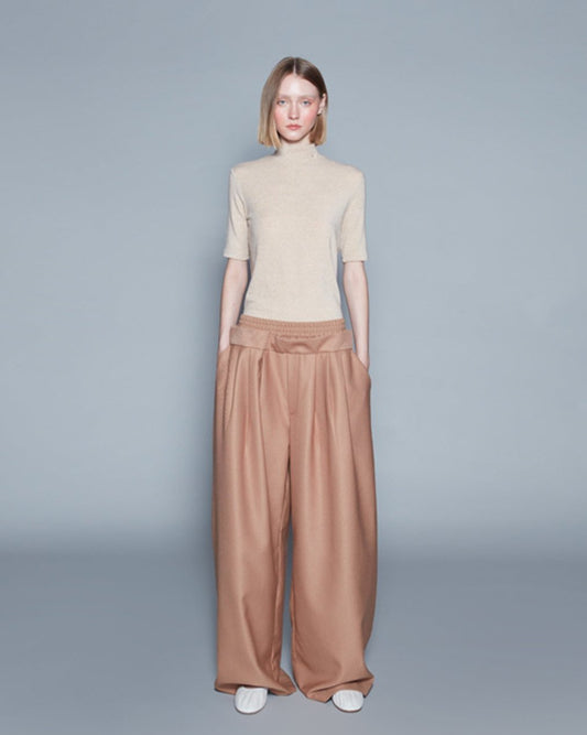 TURTLE NECK TOP (BEIGE)