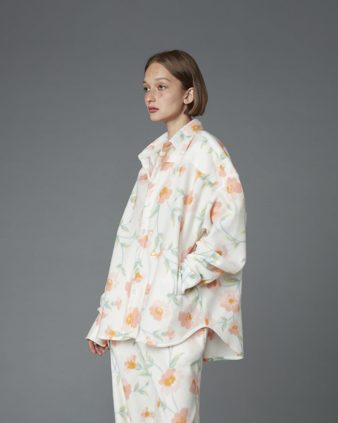 FLEECE SHIRT (FLORAL WHITE)