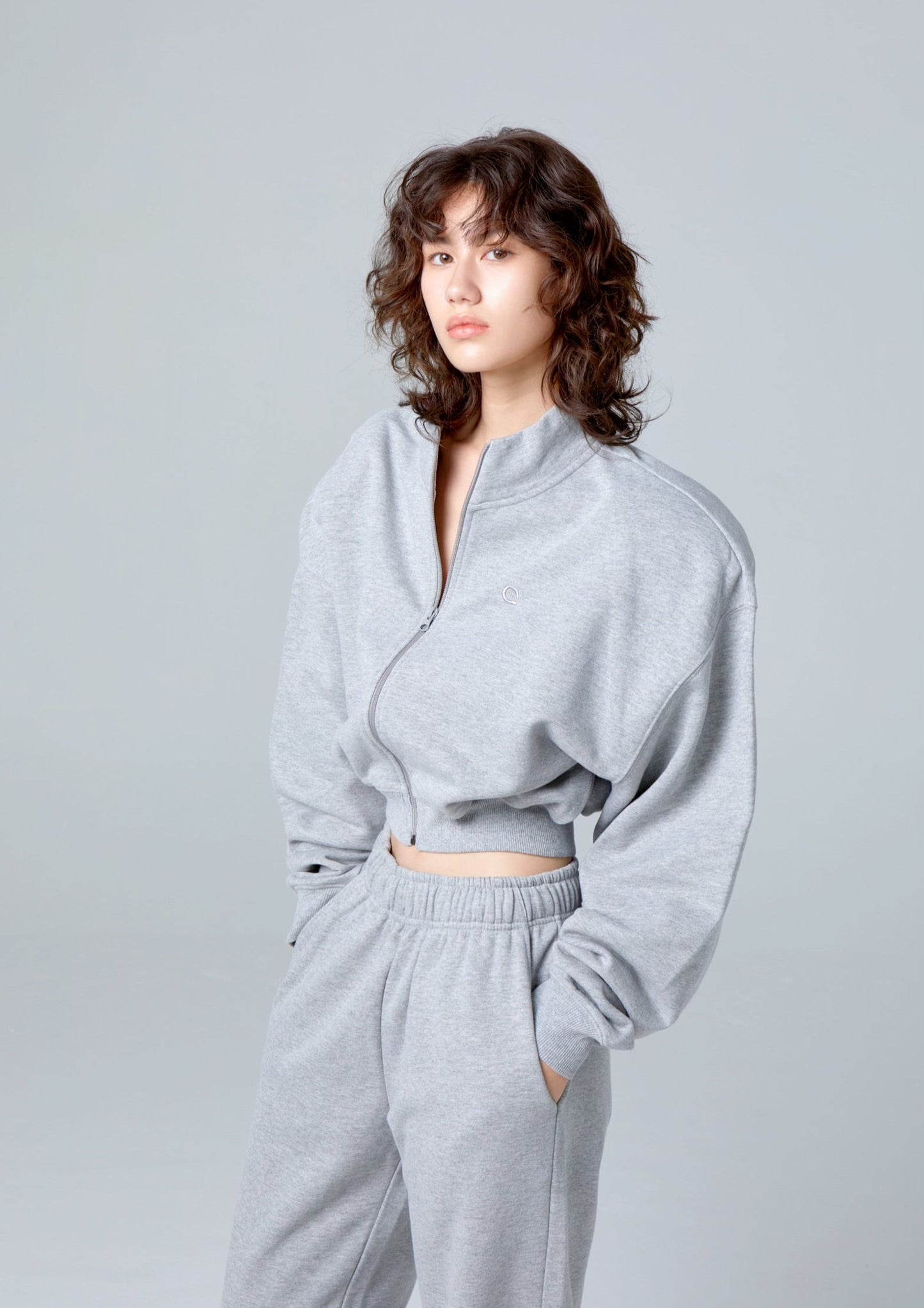 TERRY FRONT ZIP SWEATER