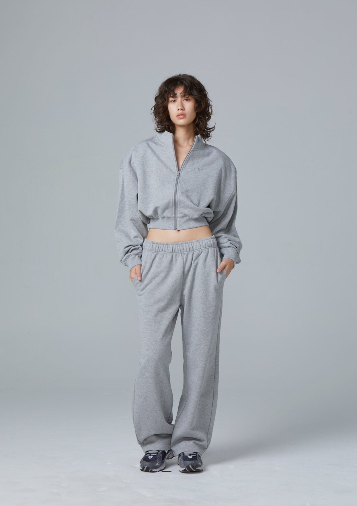 TERRY FRONT ZIP SWEATER