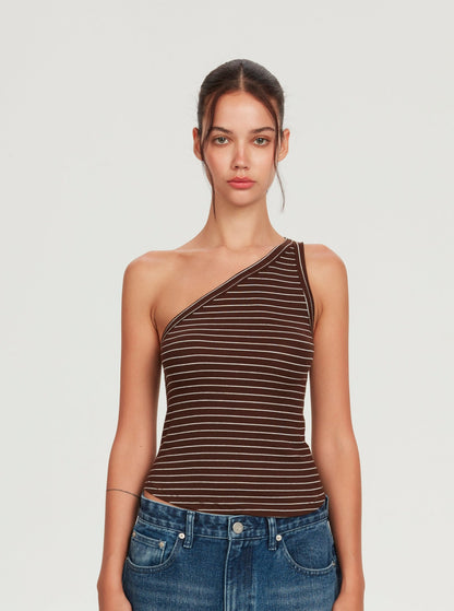 ONE SHOULDER TOP (BROWN)