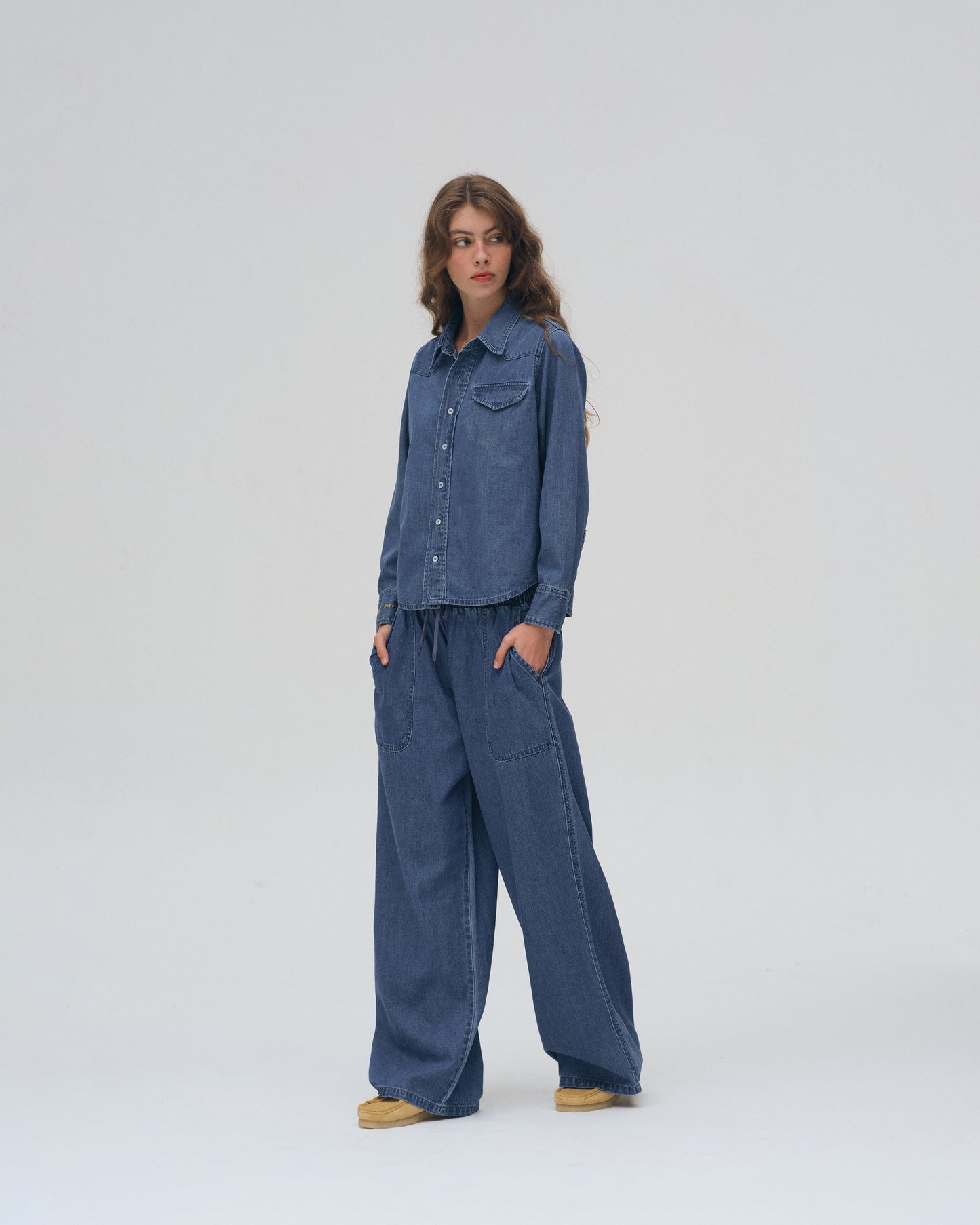CHAMBRAY SHIRT