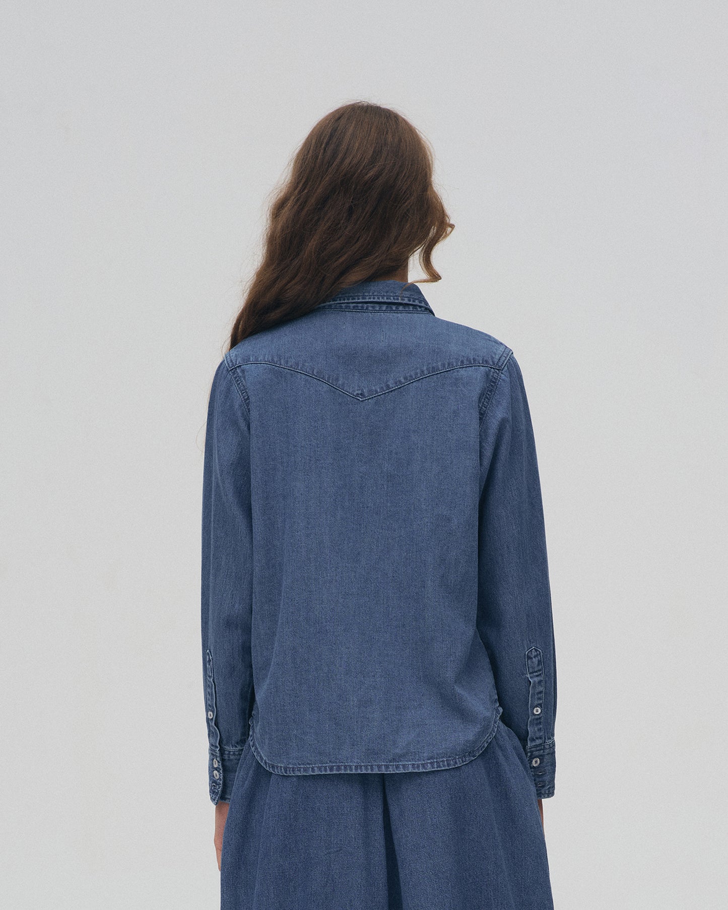 CHAMBRAY SHIRT