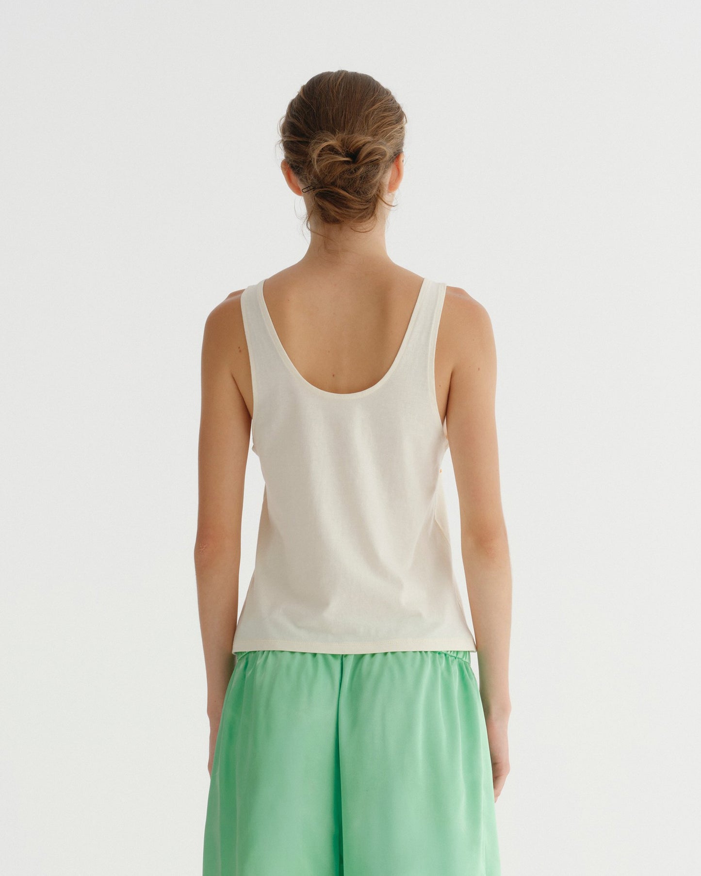 LOCAL CELEBRITY TANK TOP (CREAM)