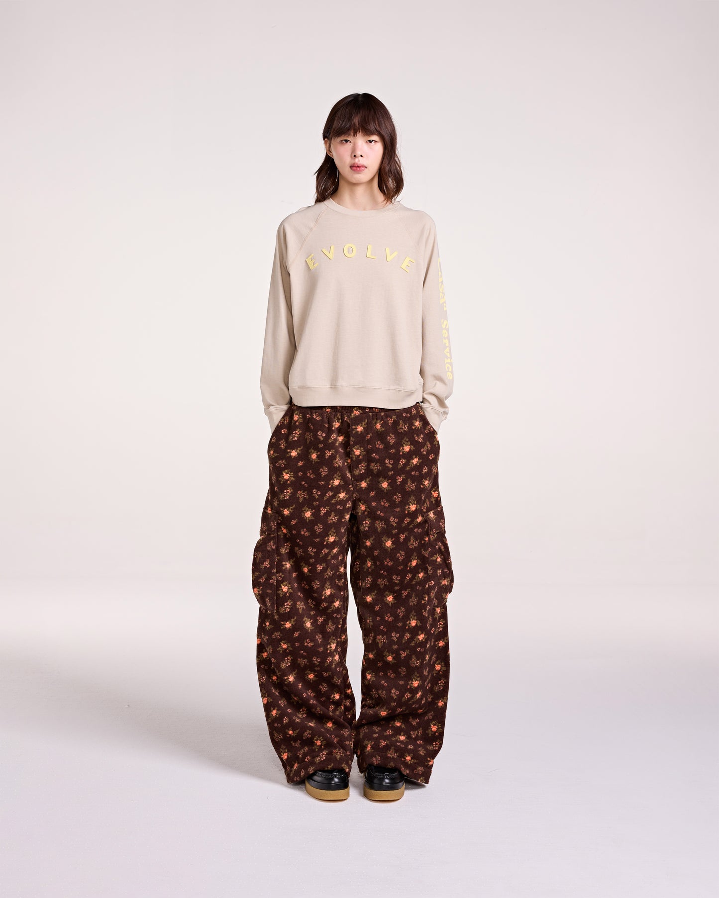 EVOLVE RAGLAN TOP (CREAM)