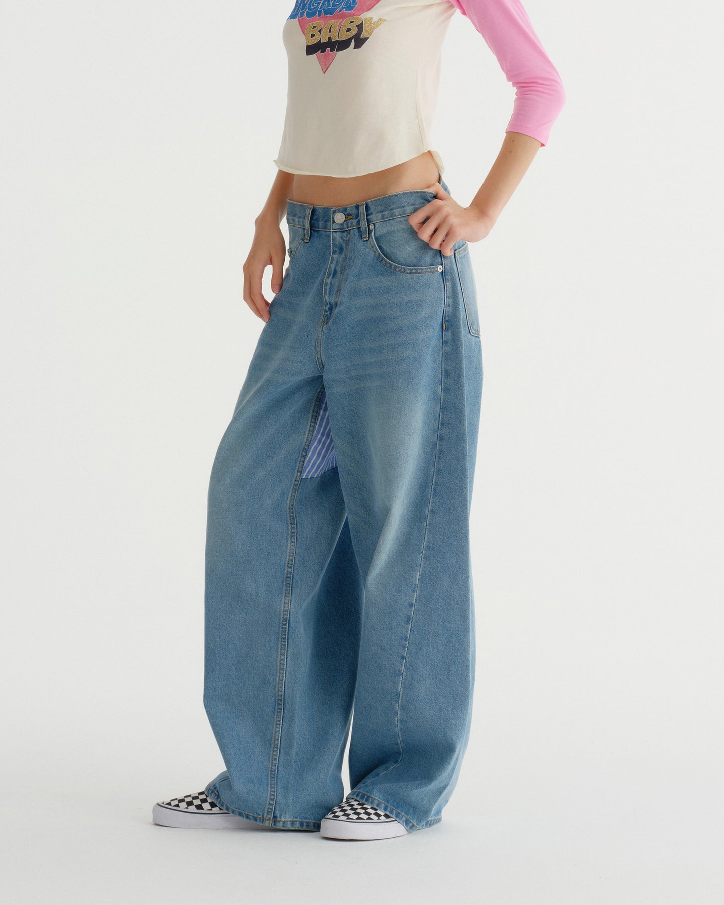 BAGGIE HIGH WAISTED PATCH DENIM