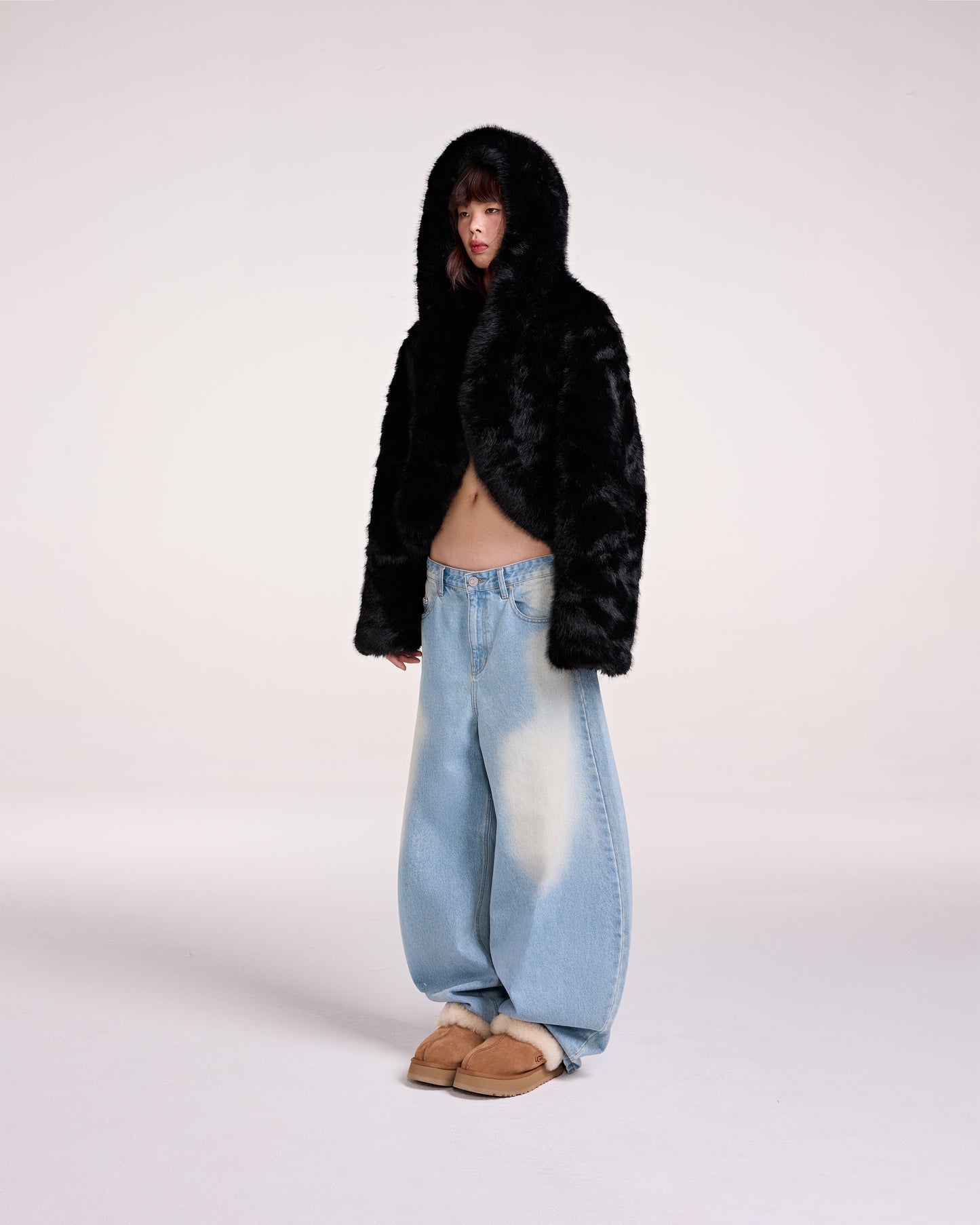 HOODIE FAUX FUR JACKET (BLACK)