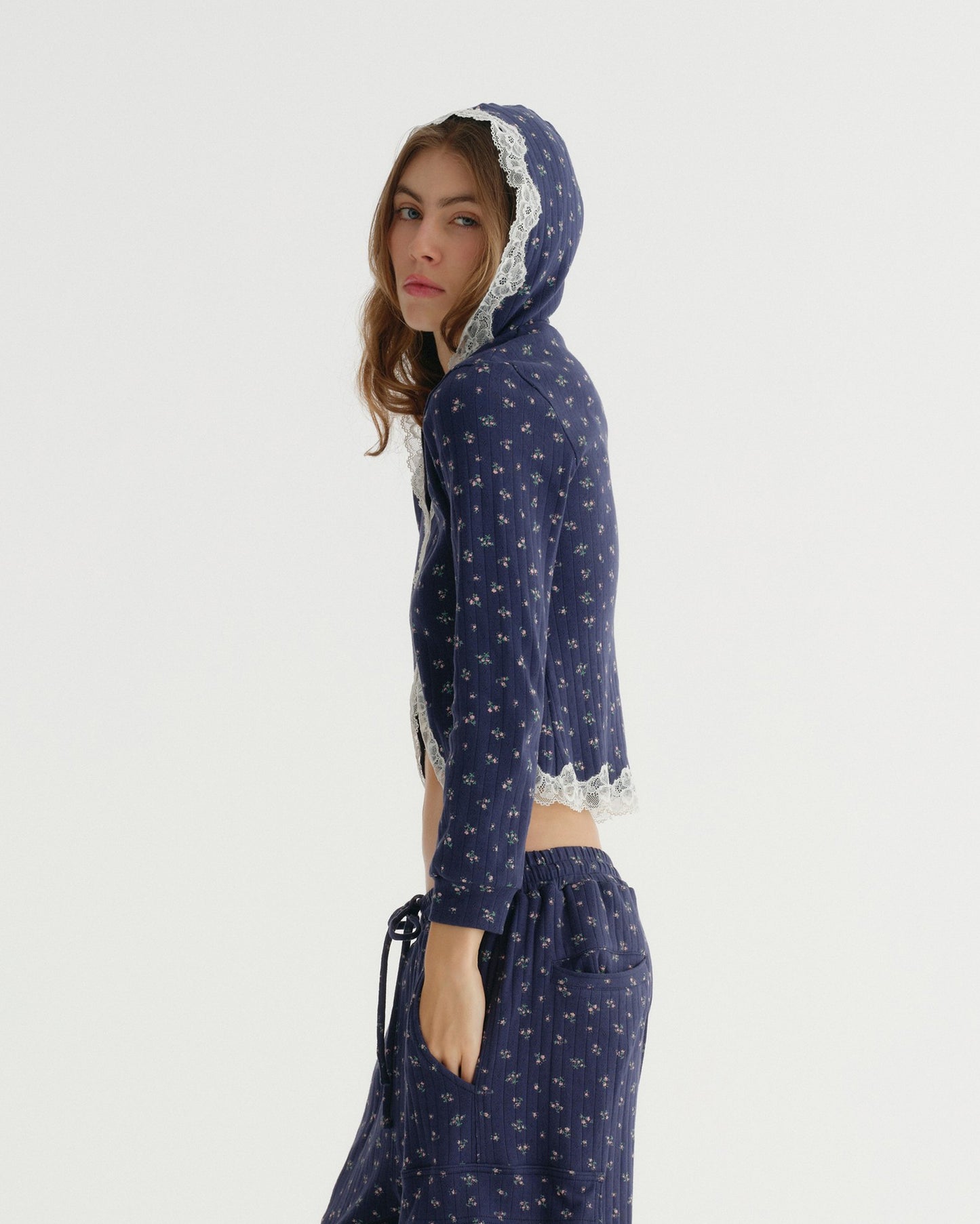 EYELET HOODIE (NAVY)