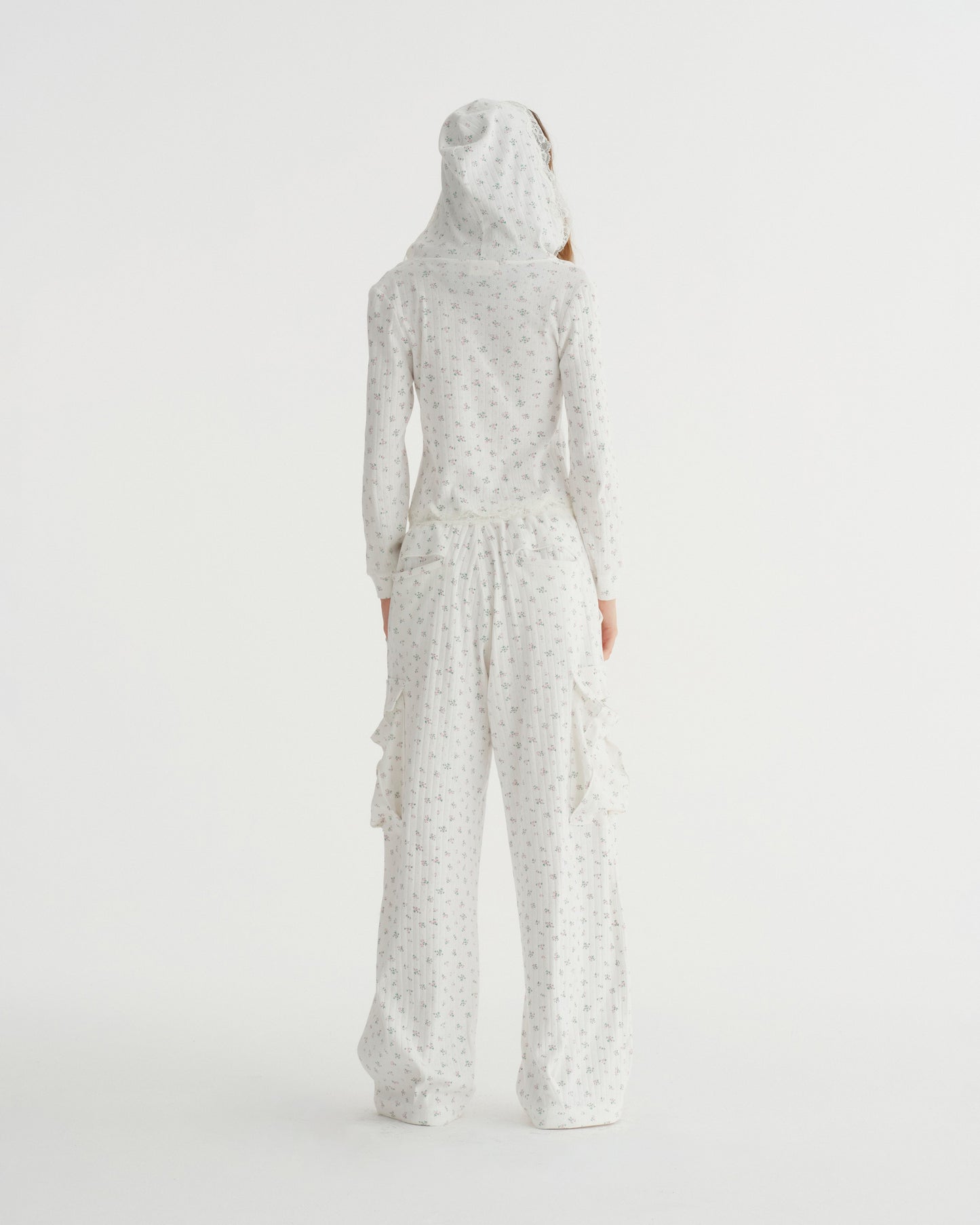 EYELET CARGO PANTS (WHITE)