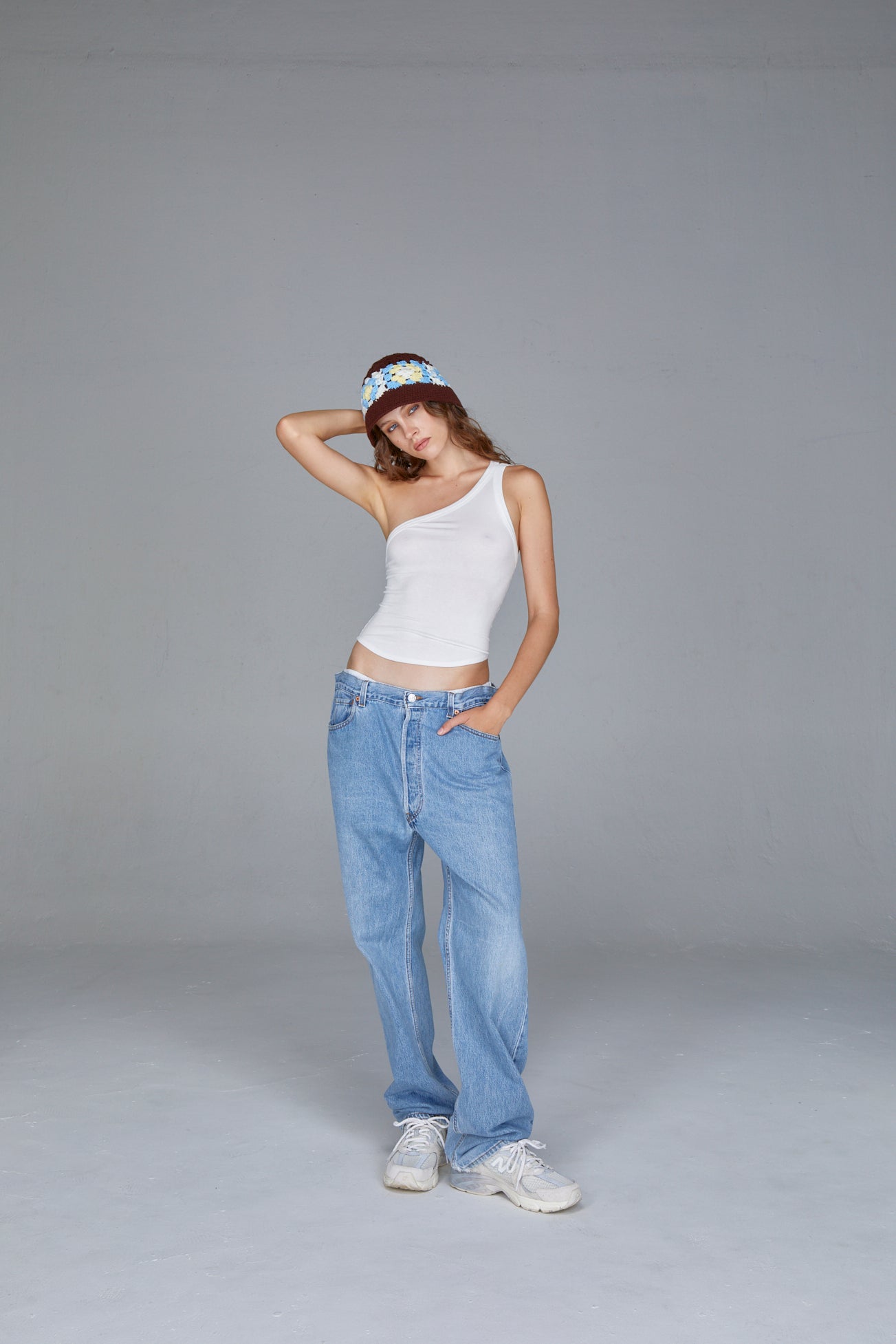 ONE SHOULDER TOP (RIBBED)