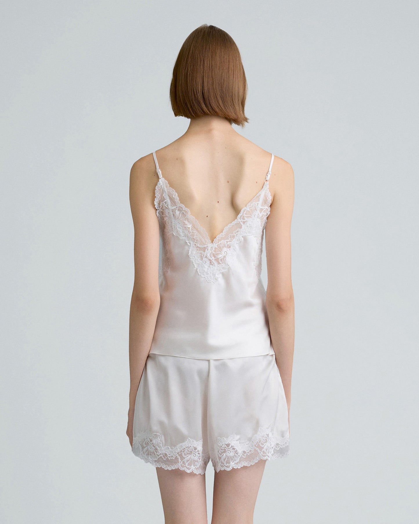 C LACE TRIMMED SATIN SHORTS (OFF WHITE)
