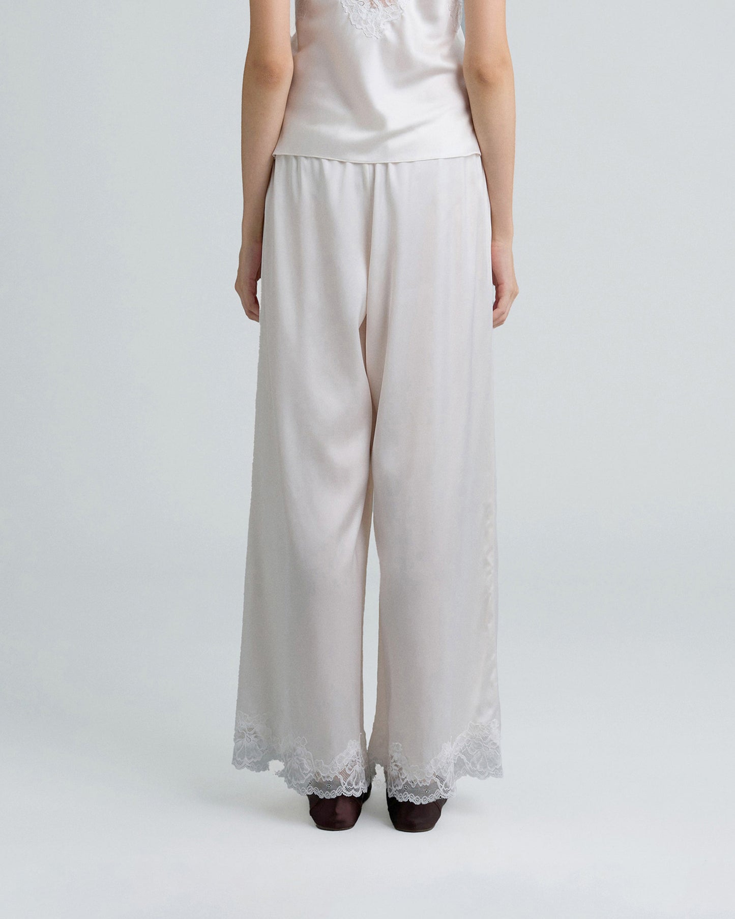 C LACE TRIMMED SATIN PANTS (OFF WHITE)
