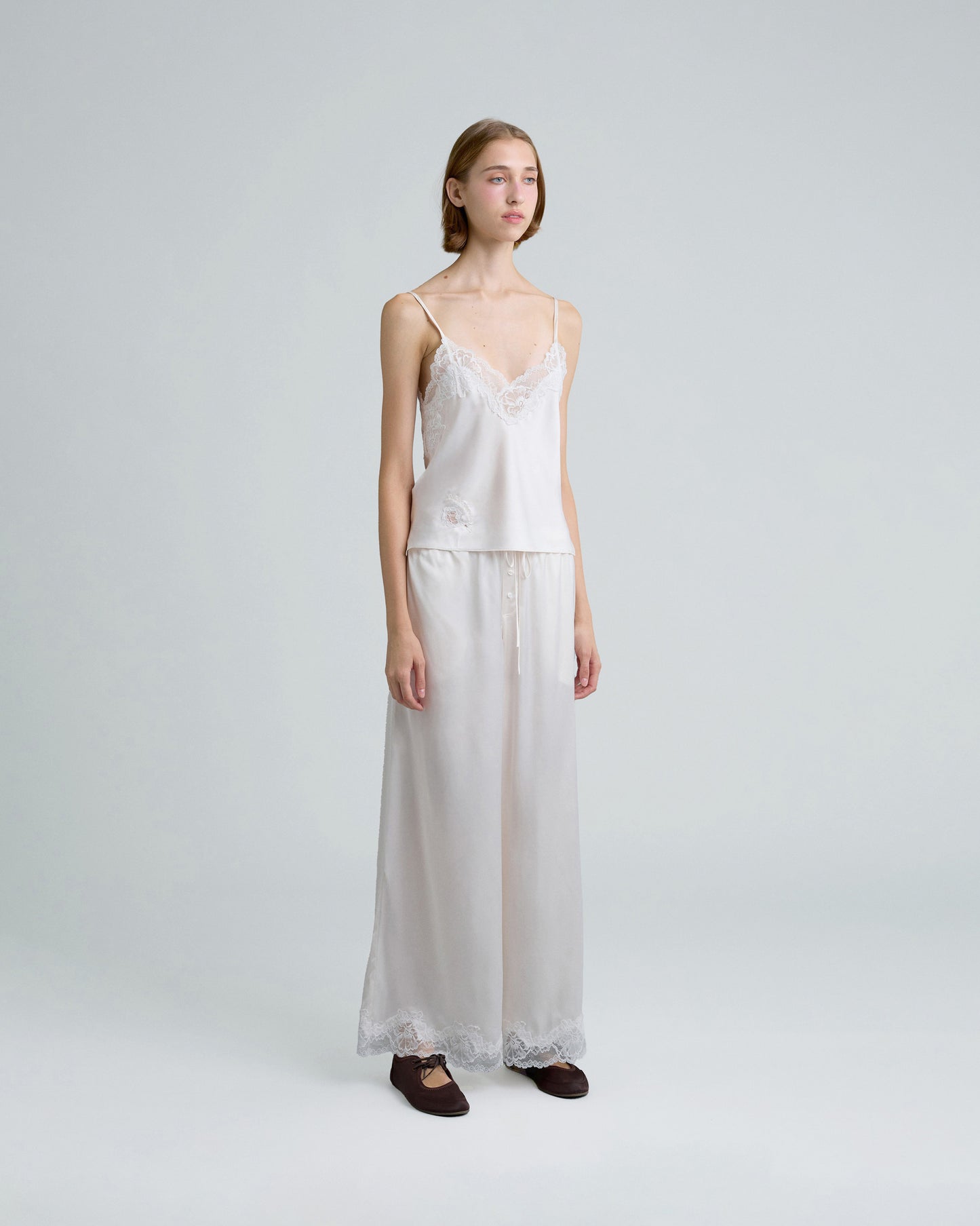 C LACE TRIMMED SATIN PANTS (OFF WHITE)