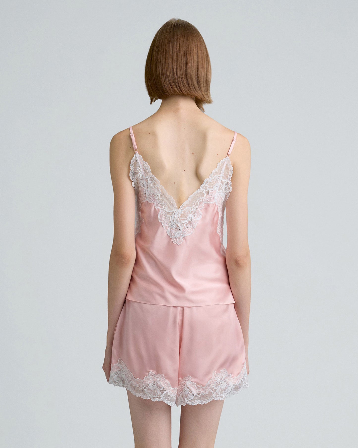 C LACE TRIMMED SATIN CAMISOLE (PEACH)