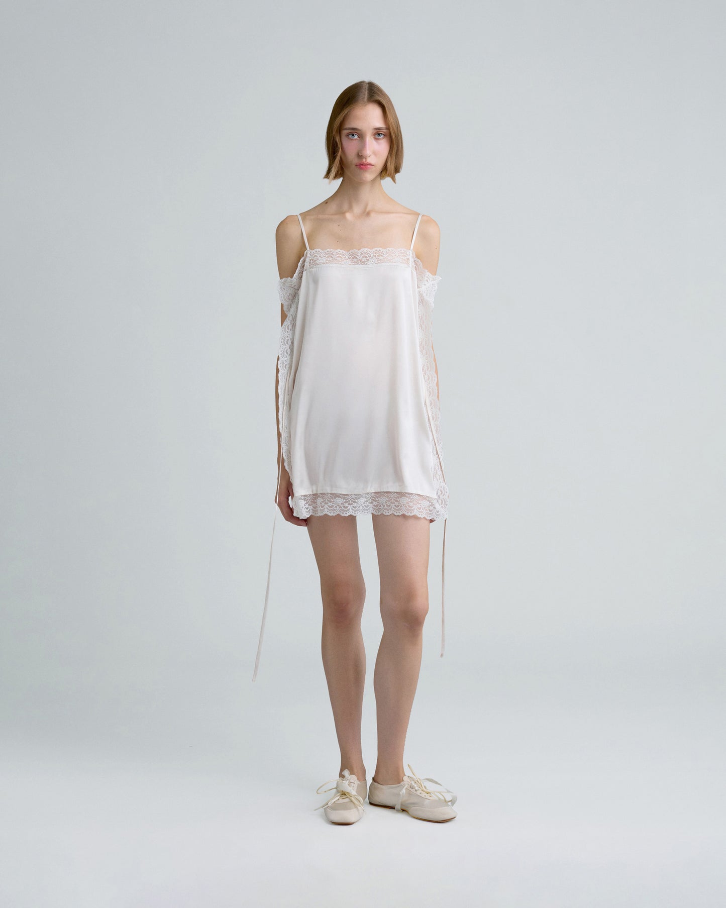 SQUARE SATIN MINI DRESS (OFF WHITE)