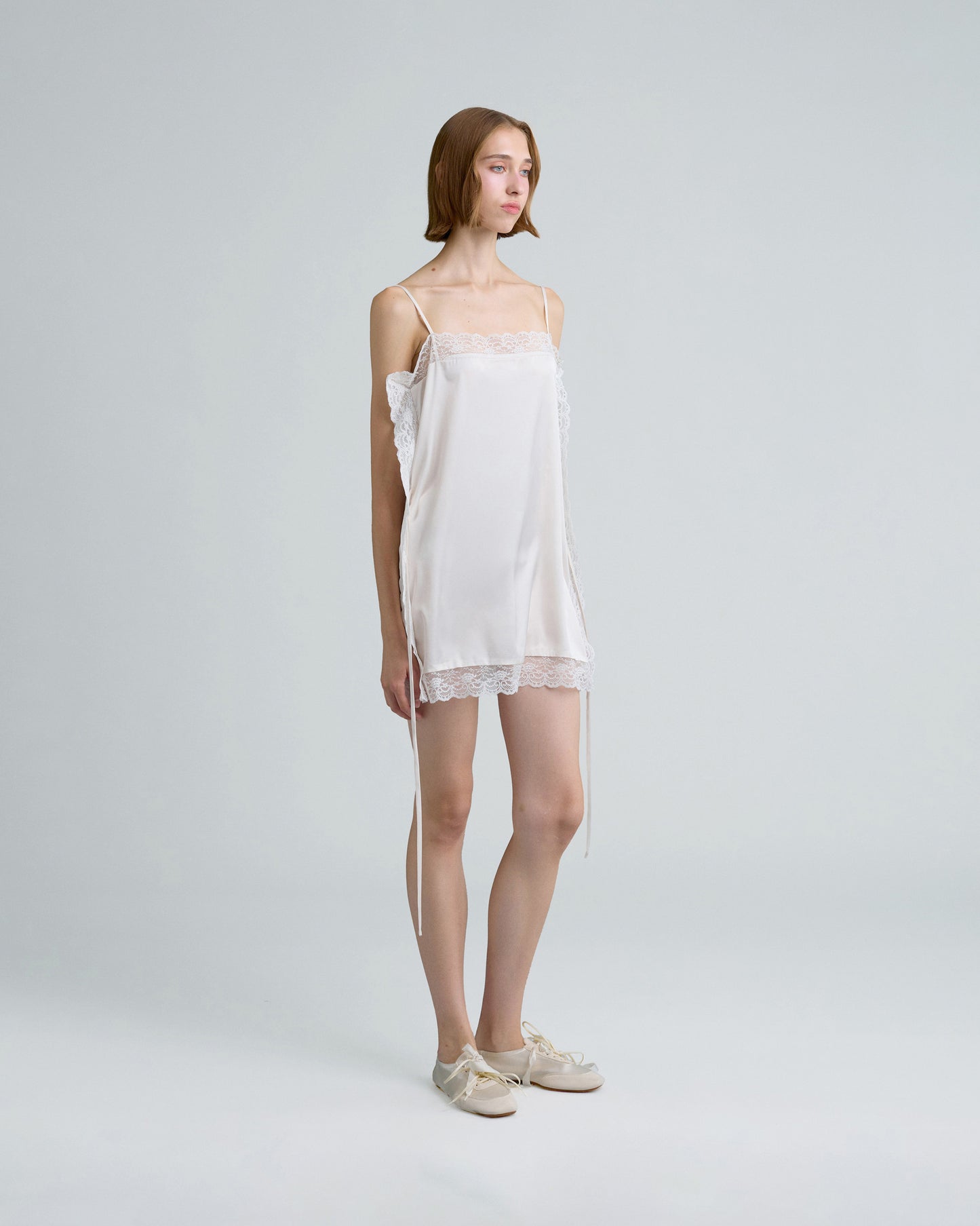 SQUARE SATIN MINI DRESS (OFF WHITE)