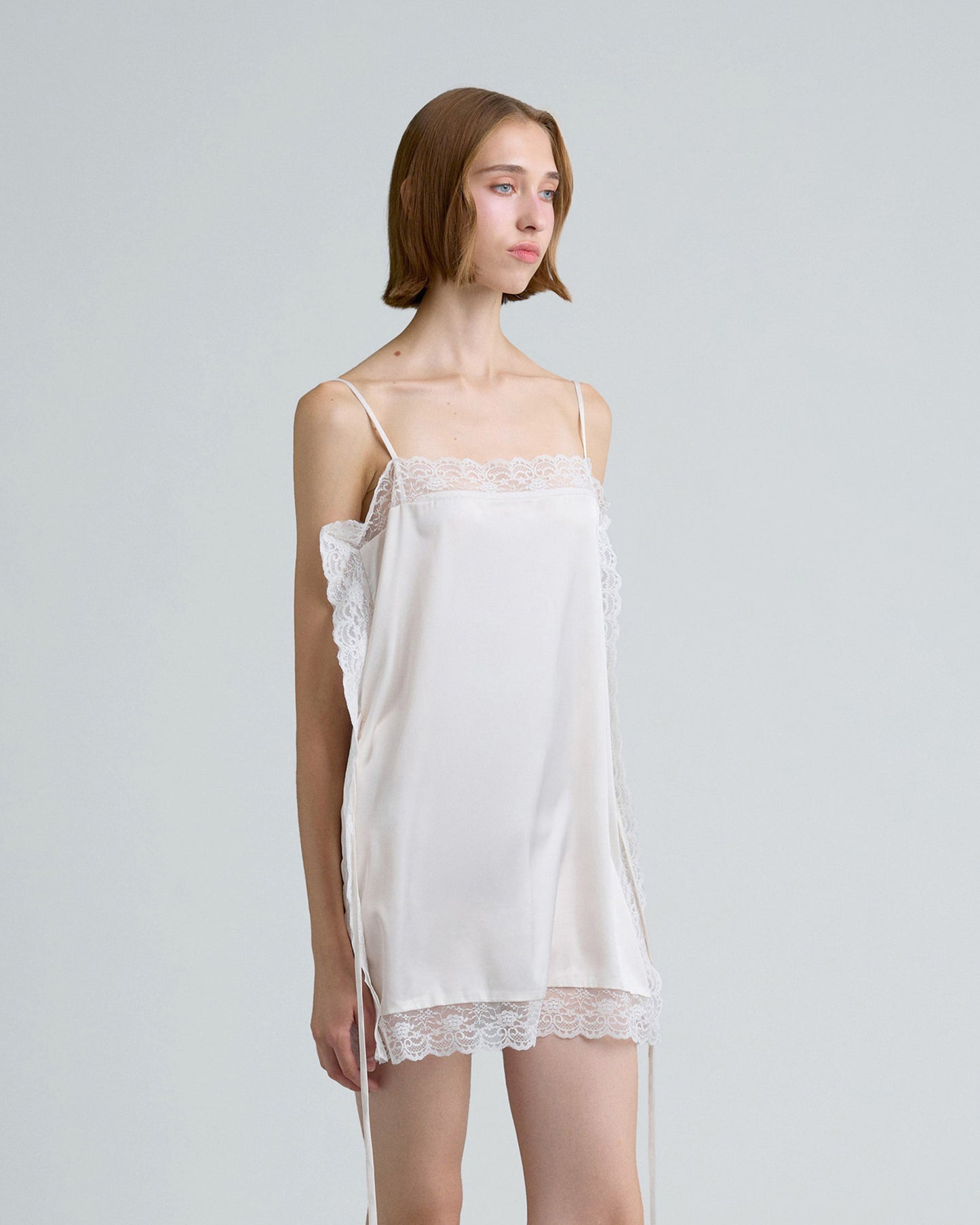 SQUARE SATIN MINI DRESS (OFF WHITE)