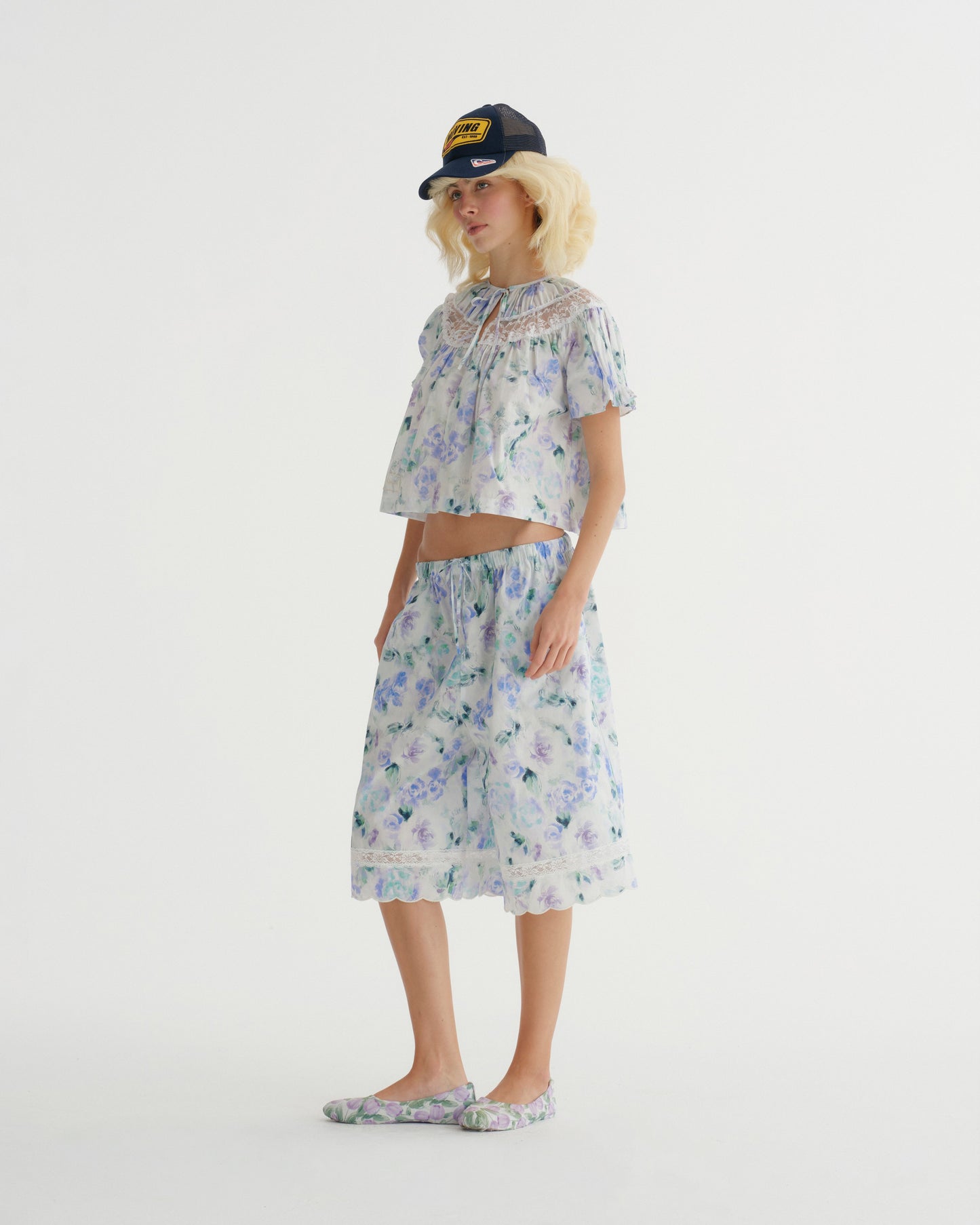 BLUE FLORAL BLOUSE