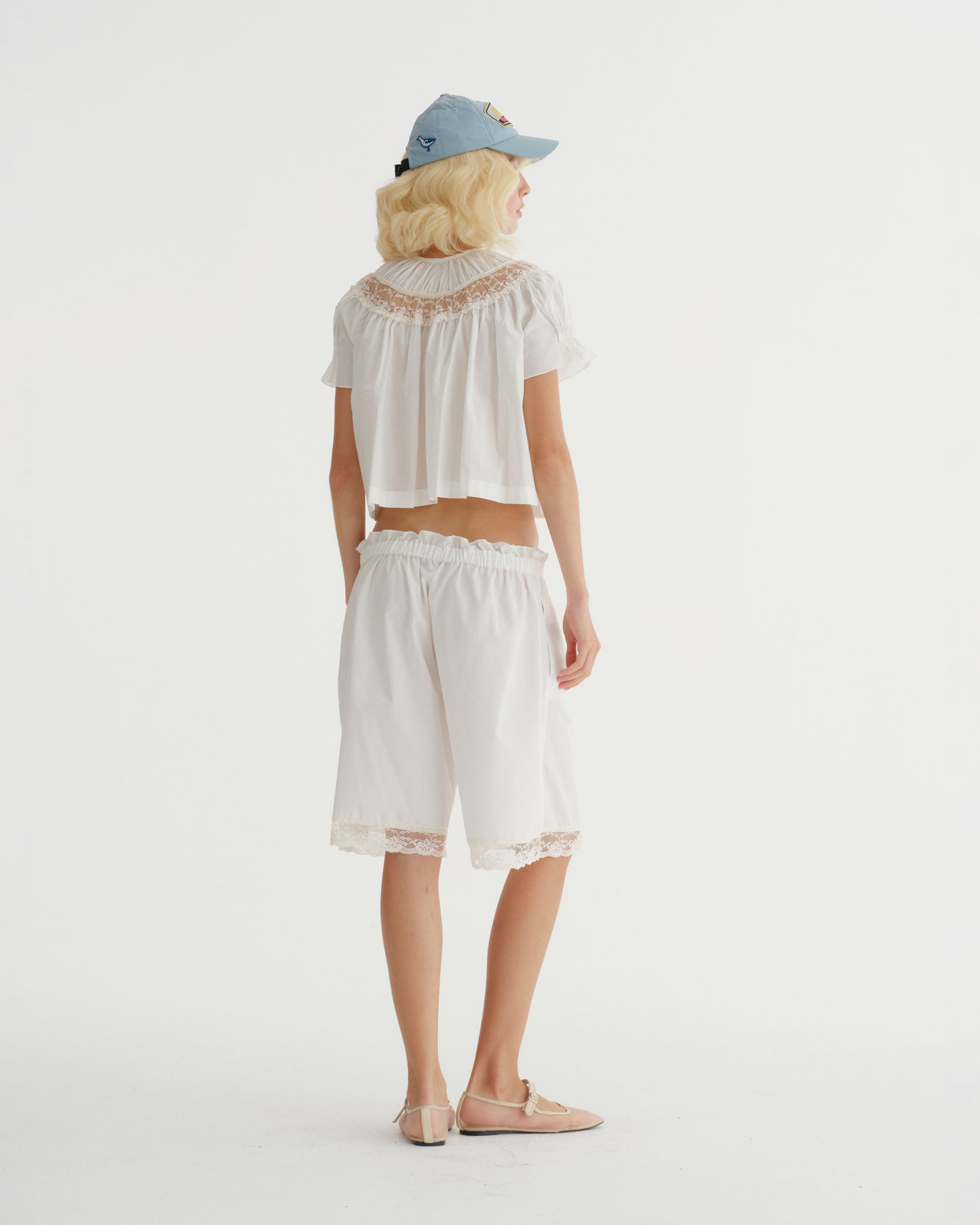 AIRY BLOUSE