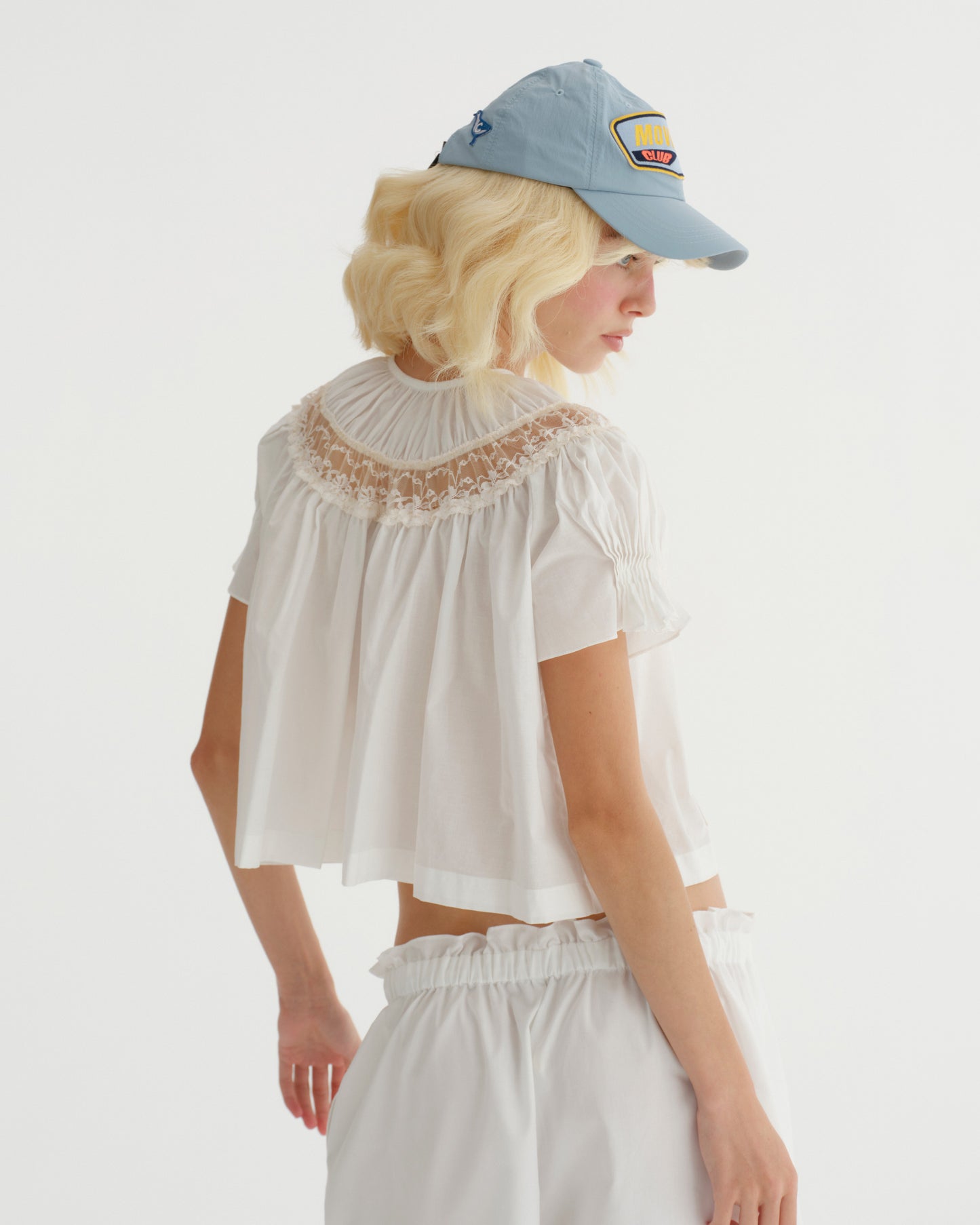 AIRY BLOUSE