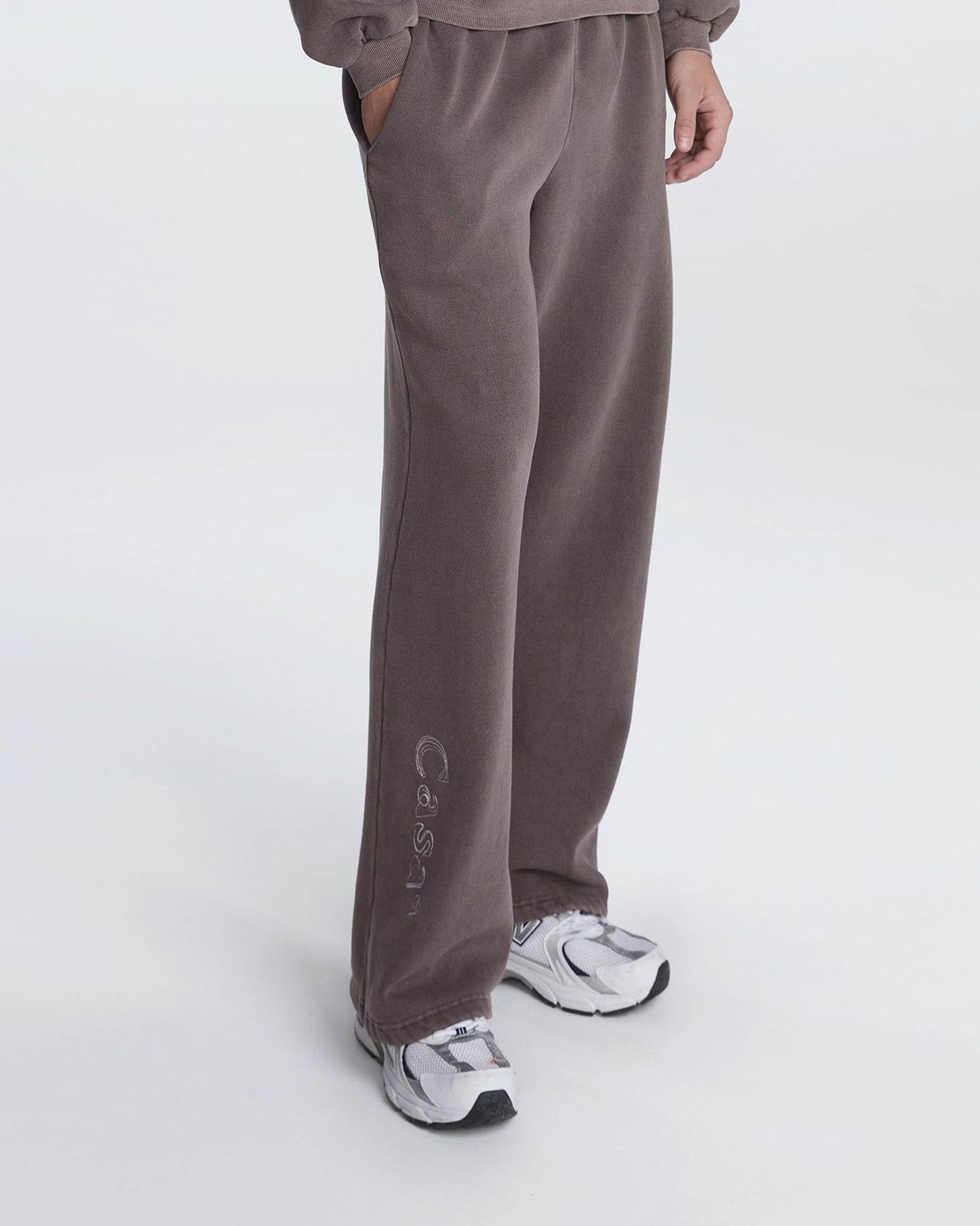 CASAA SERVICE SWEATSHIRT (MOCHA BROWN)