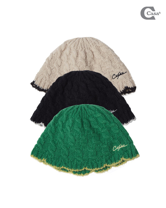 KNITTED HAT